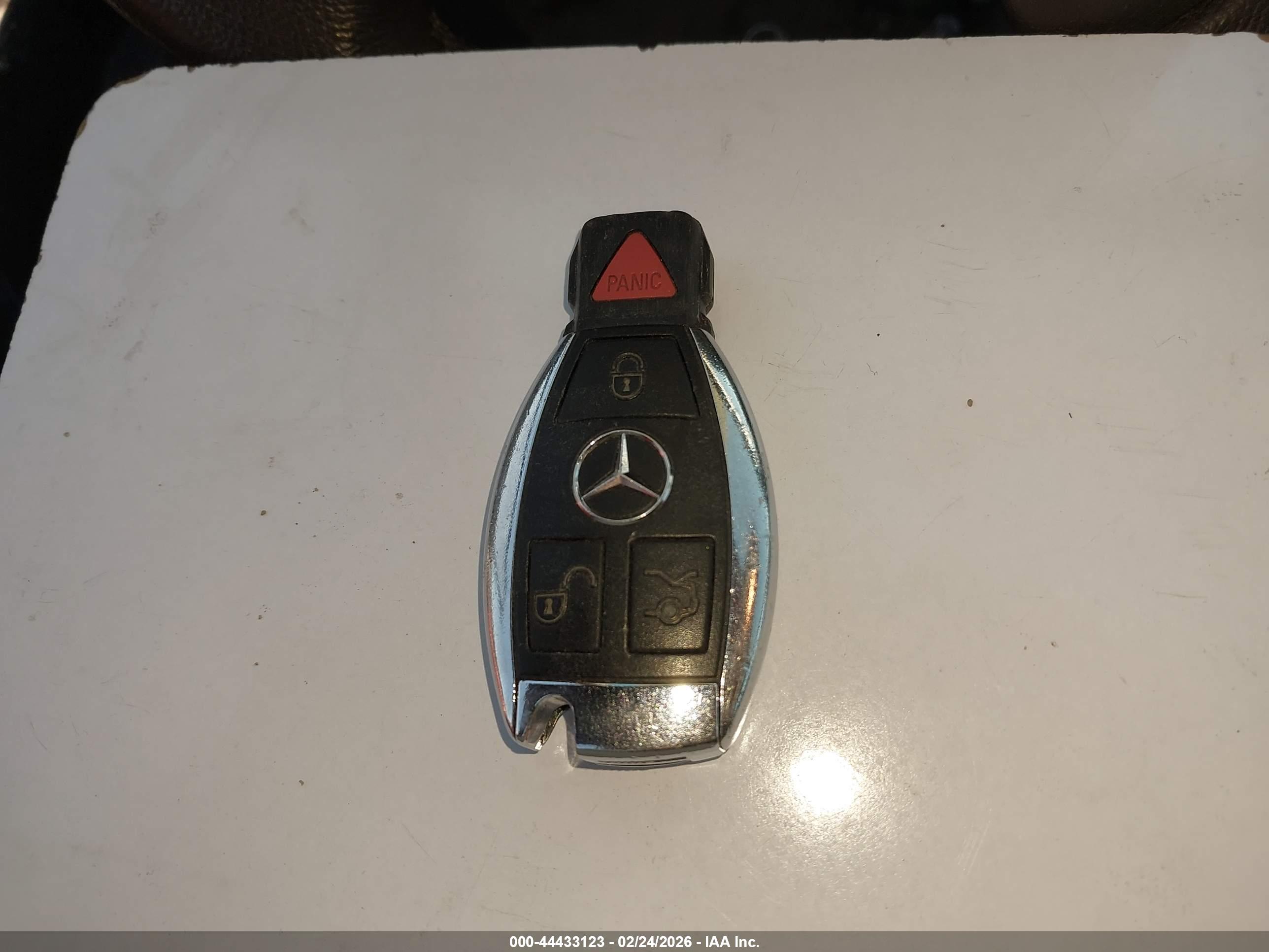 MERCEDES-BENZ C image 11
