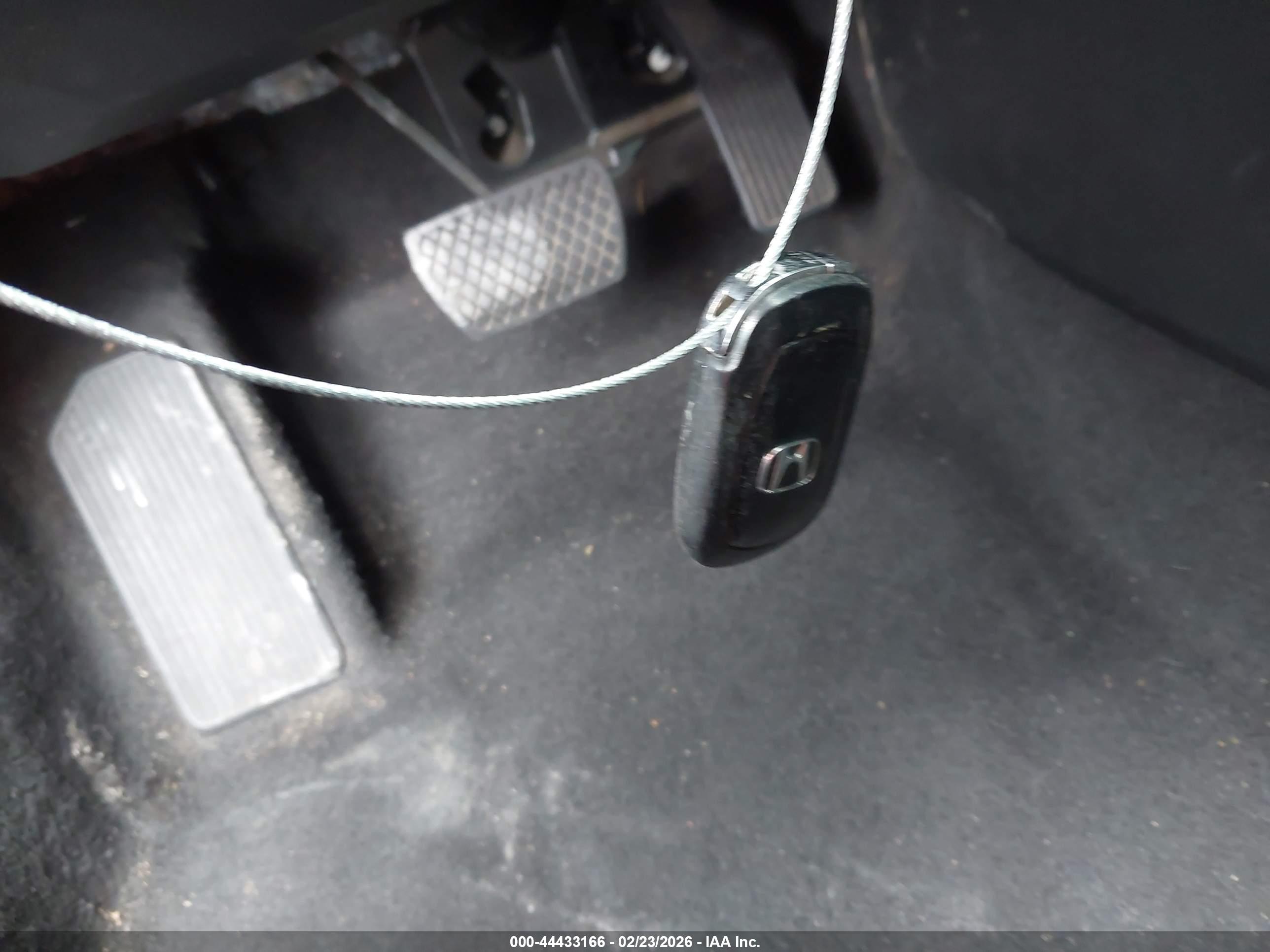 HONDA ACCORD image 11