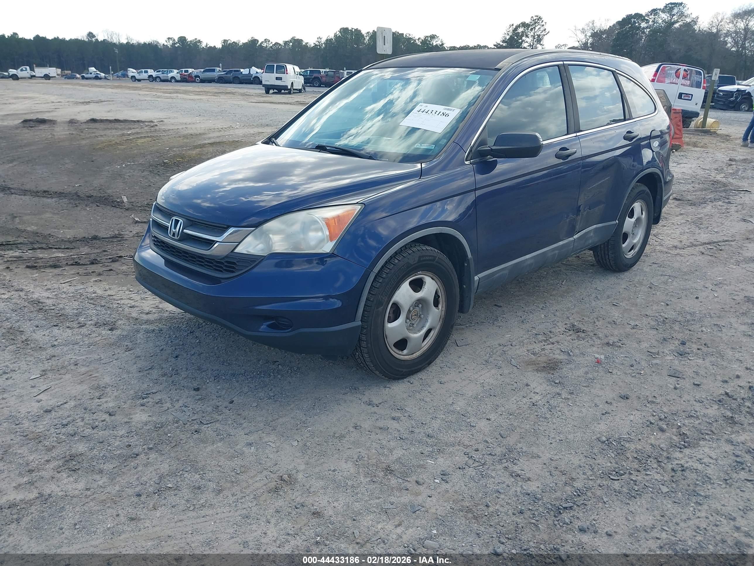 HONDA CR-V image 2
