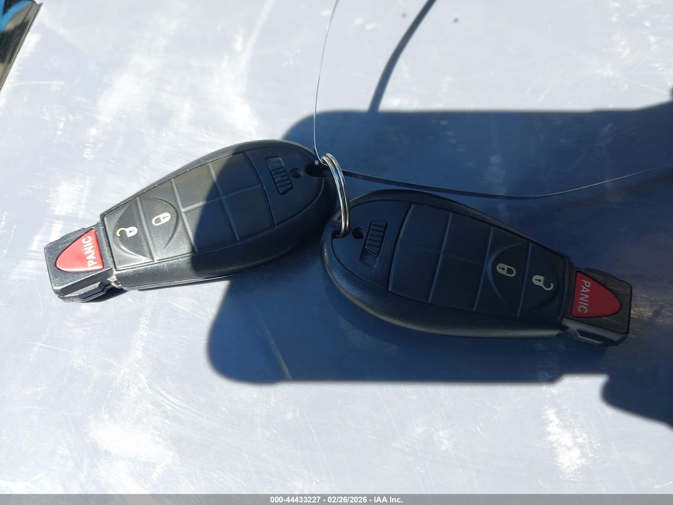 JEEP CHEROKEE image 11