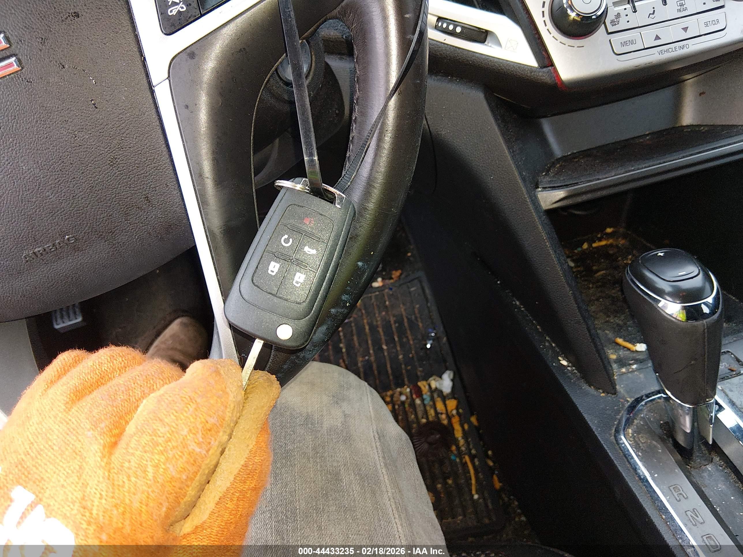 GMC TERRAIN image 11
