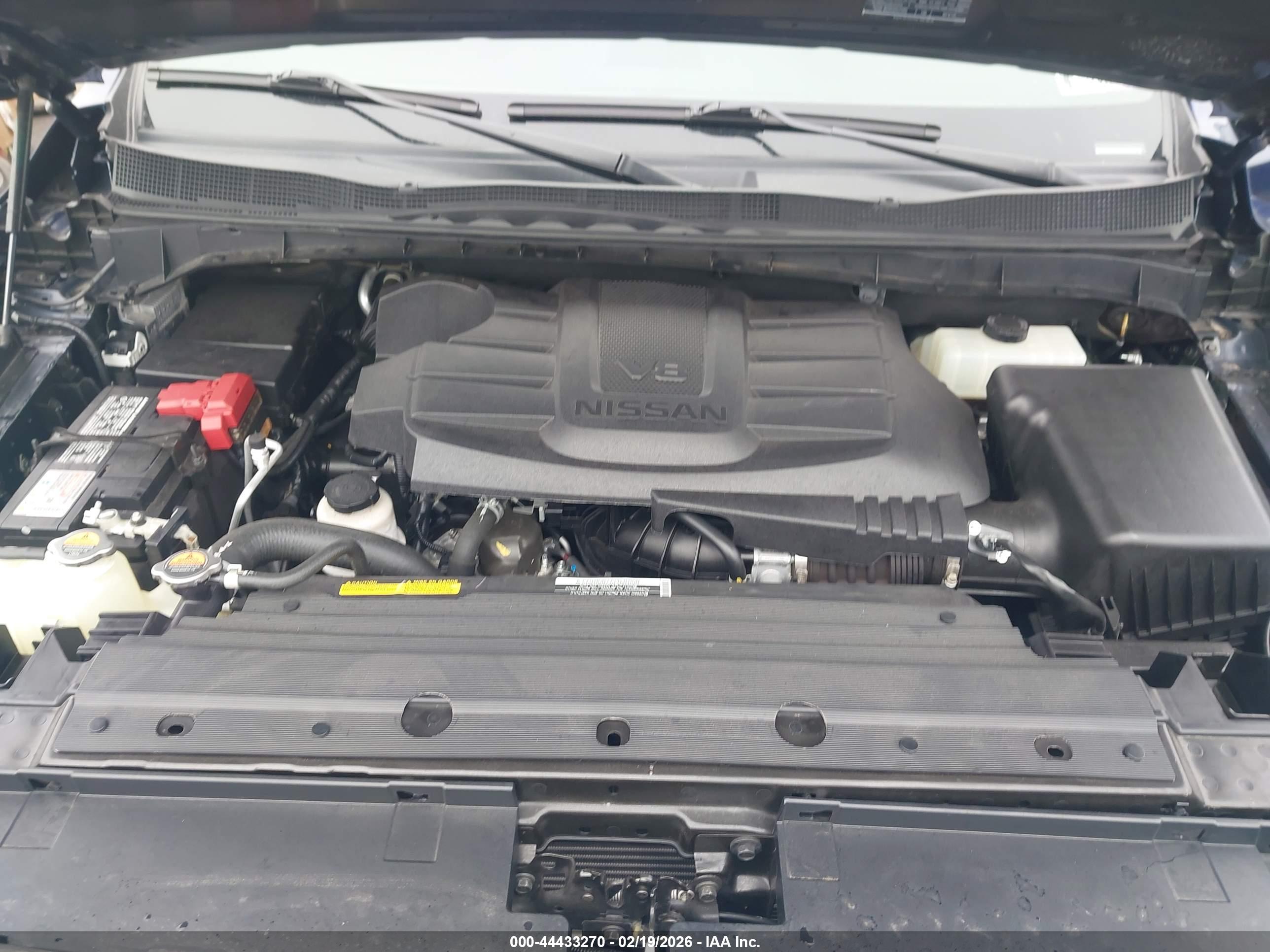 NISSAN TITAN image 10