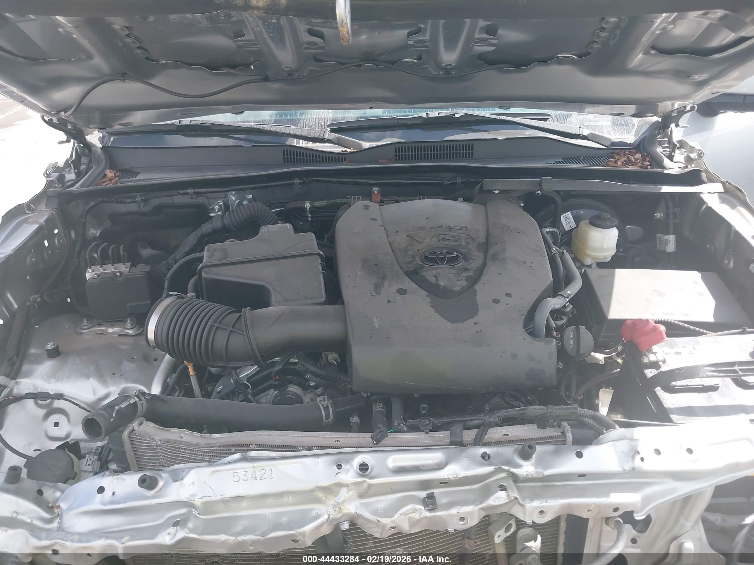 TOYOTA TACOMA image 10