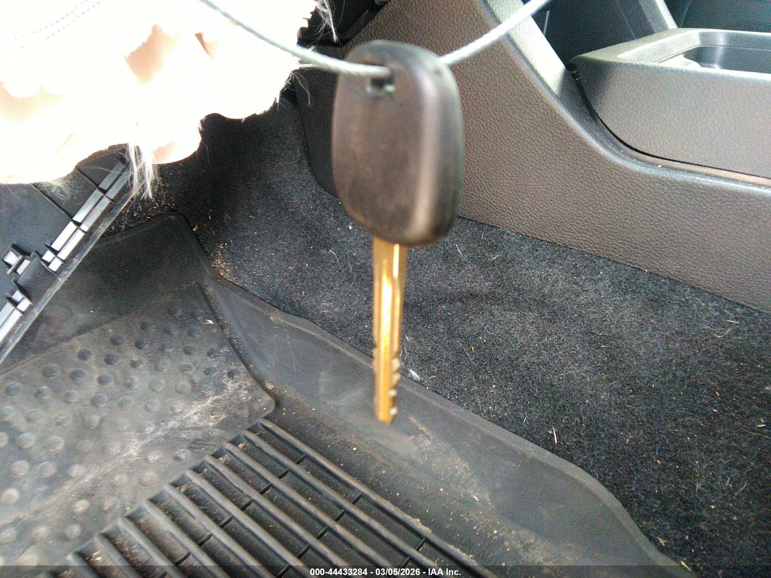 TOYOTA TACOMA image 11
