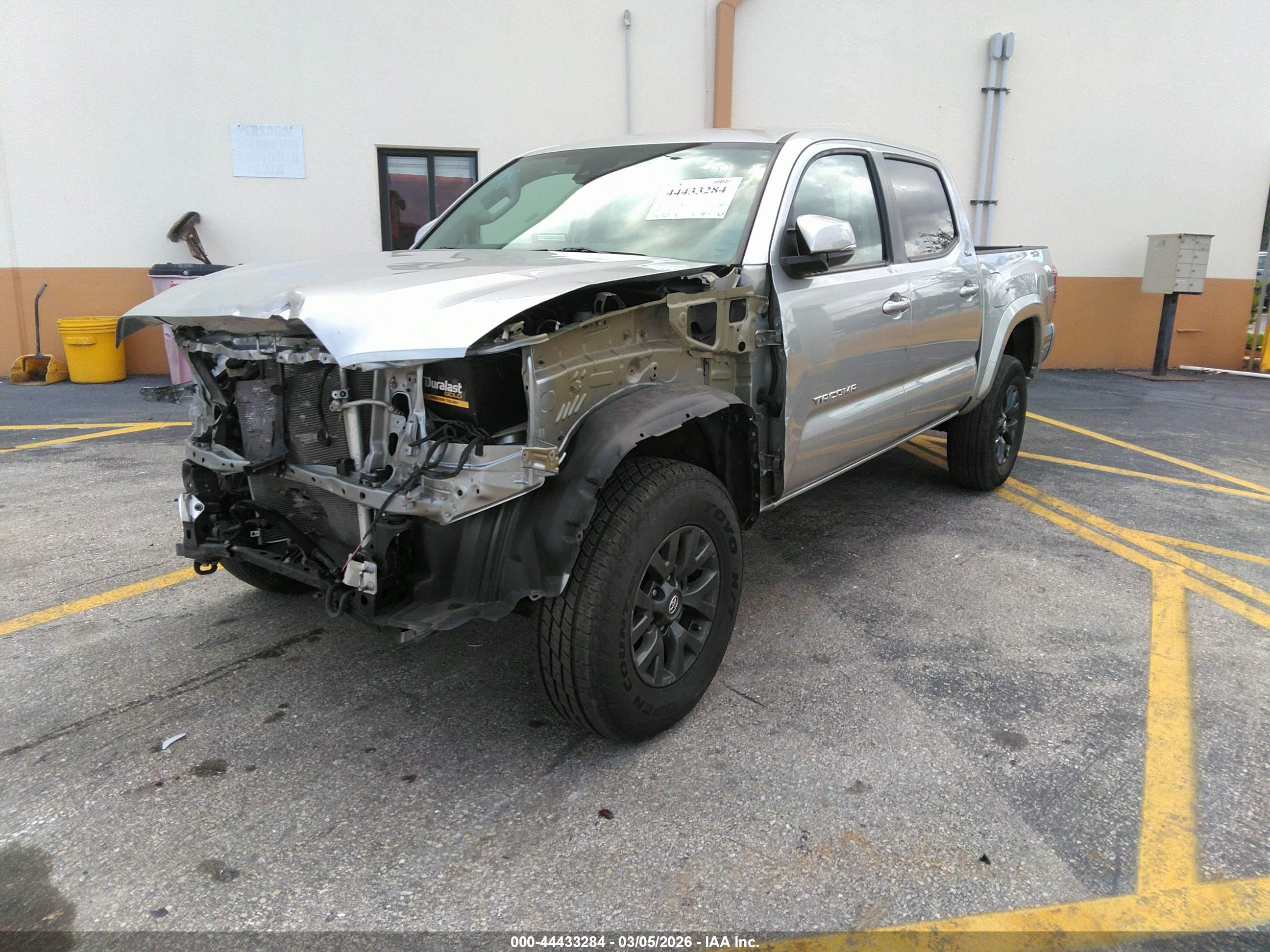 TOYOTA TACOMA image 2