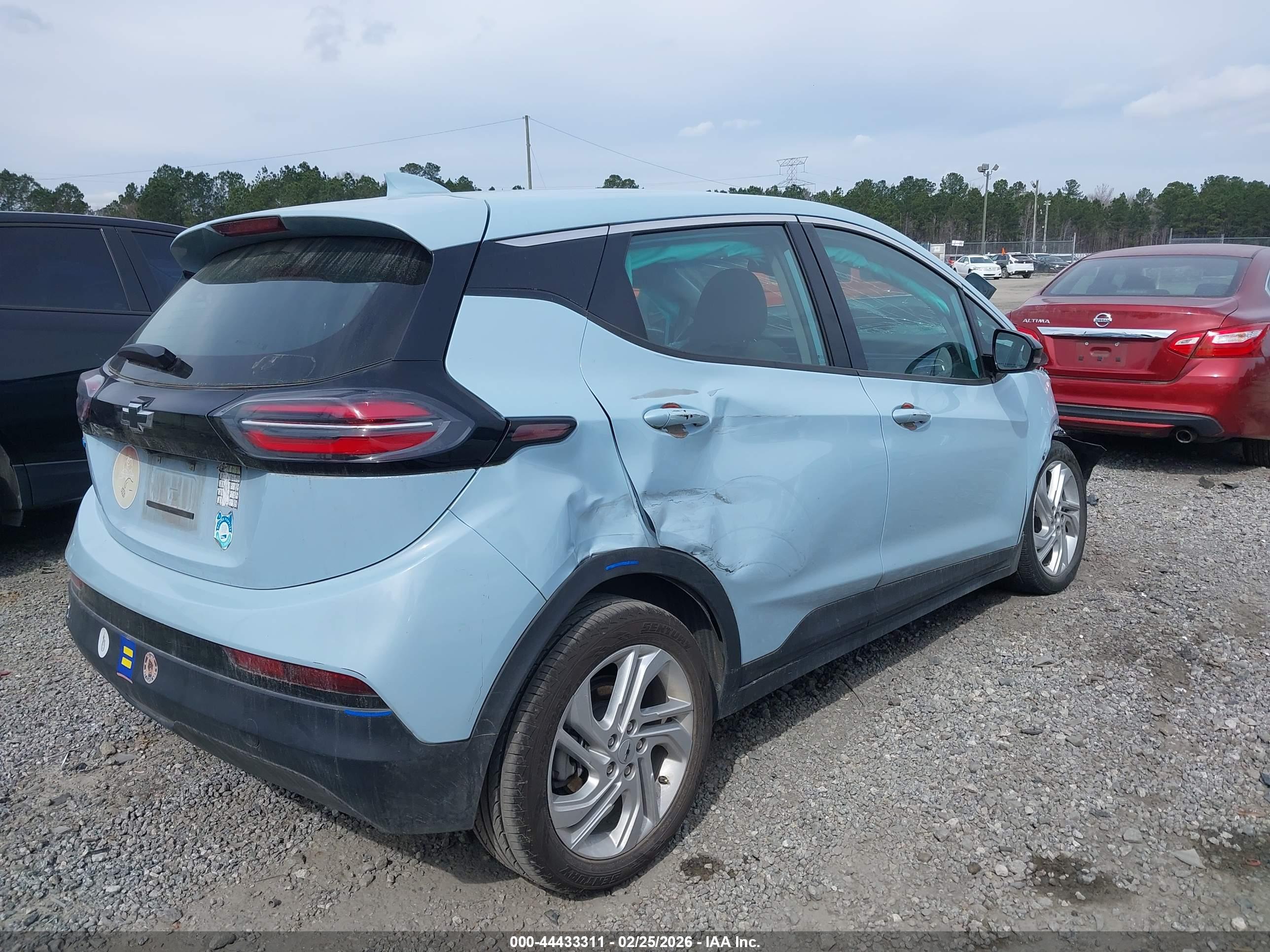 CHEVROLET BOLT image 6