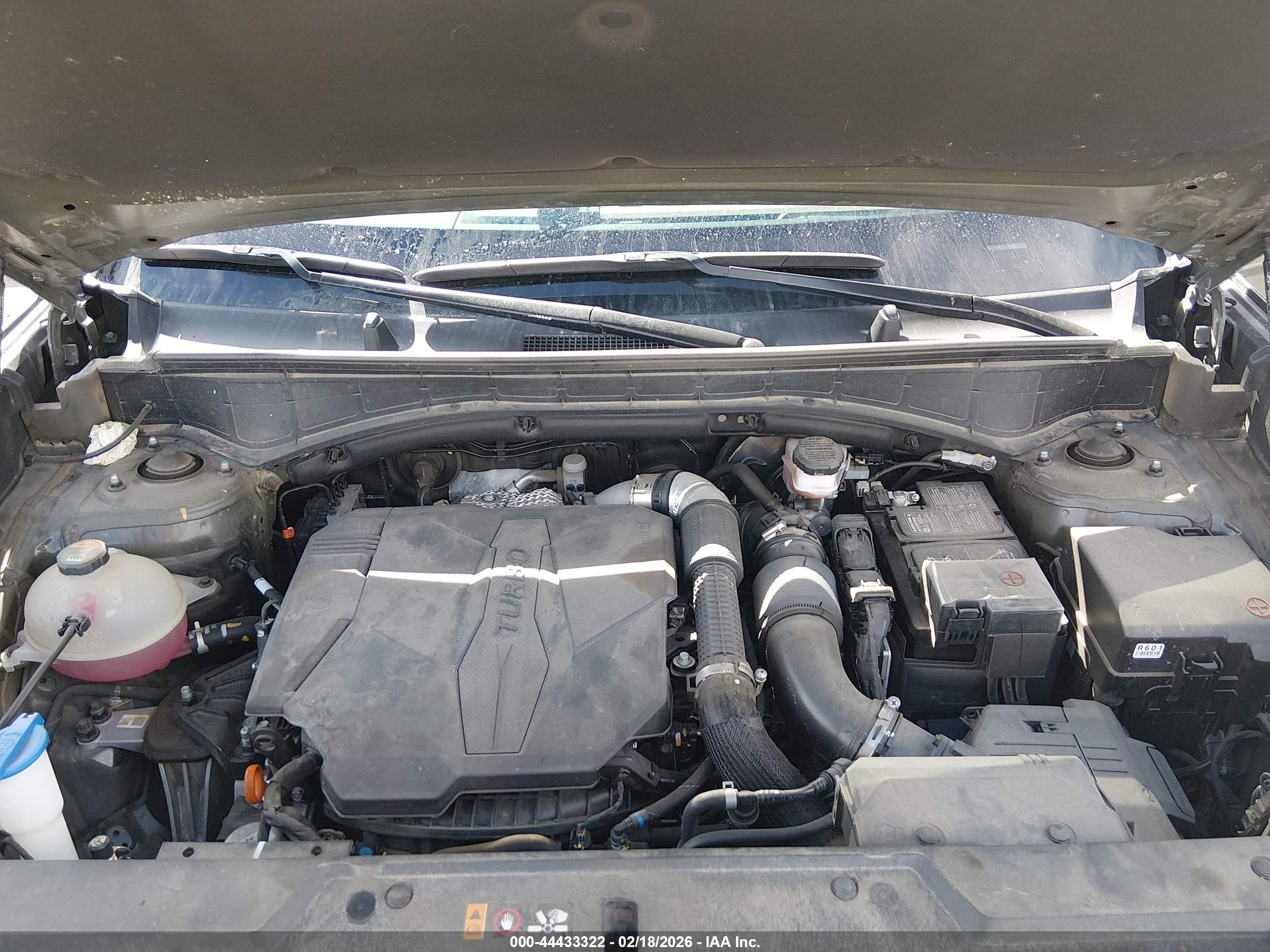 HYUNDAI SANTA image 10
