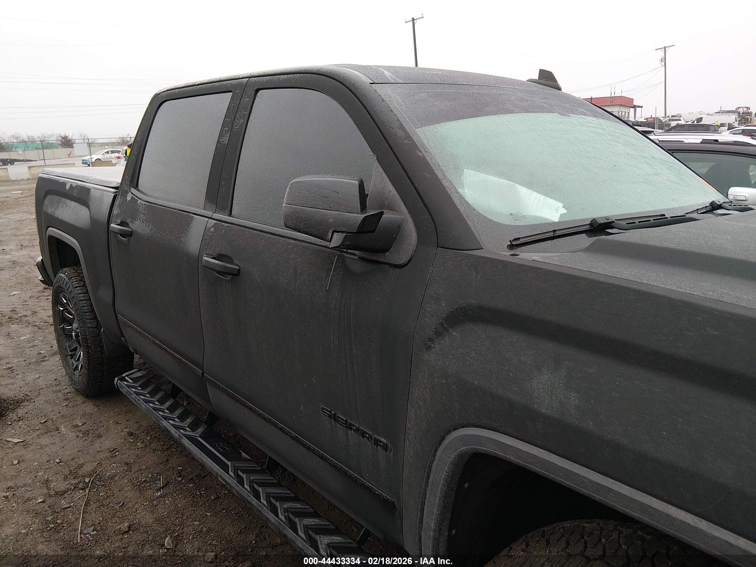 GMC SIERRA image 6