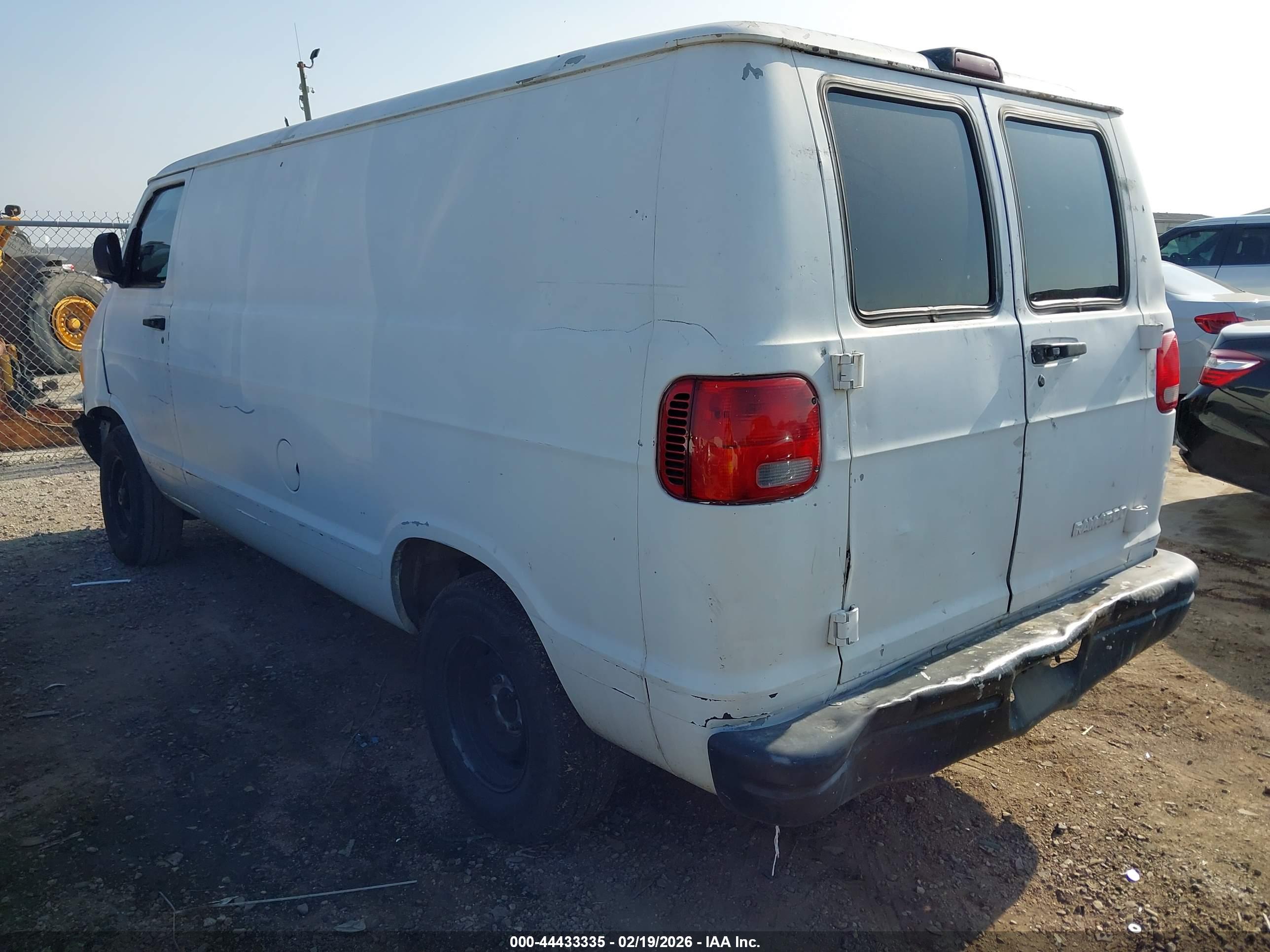 DODGE RAM image 3