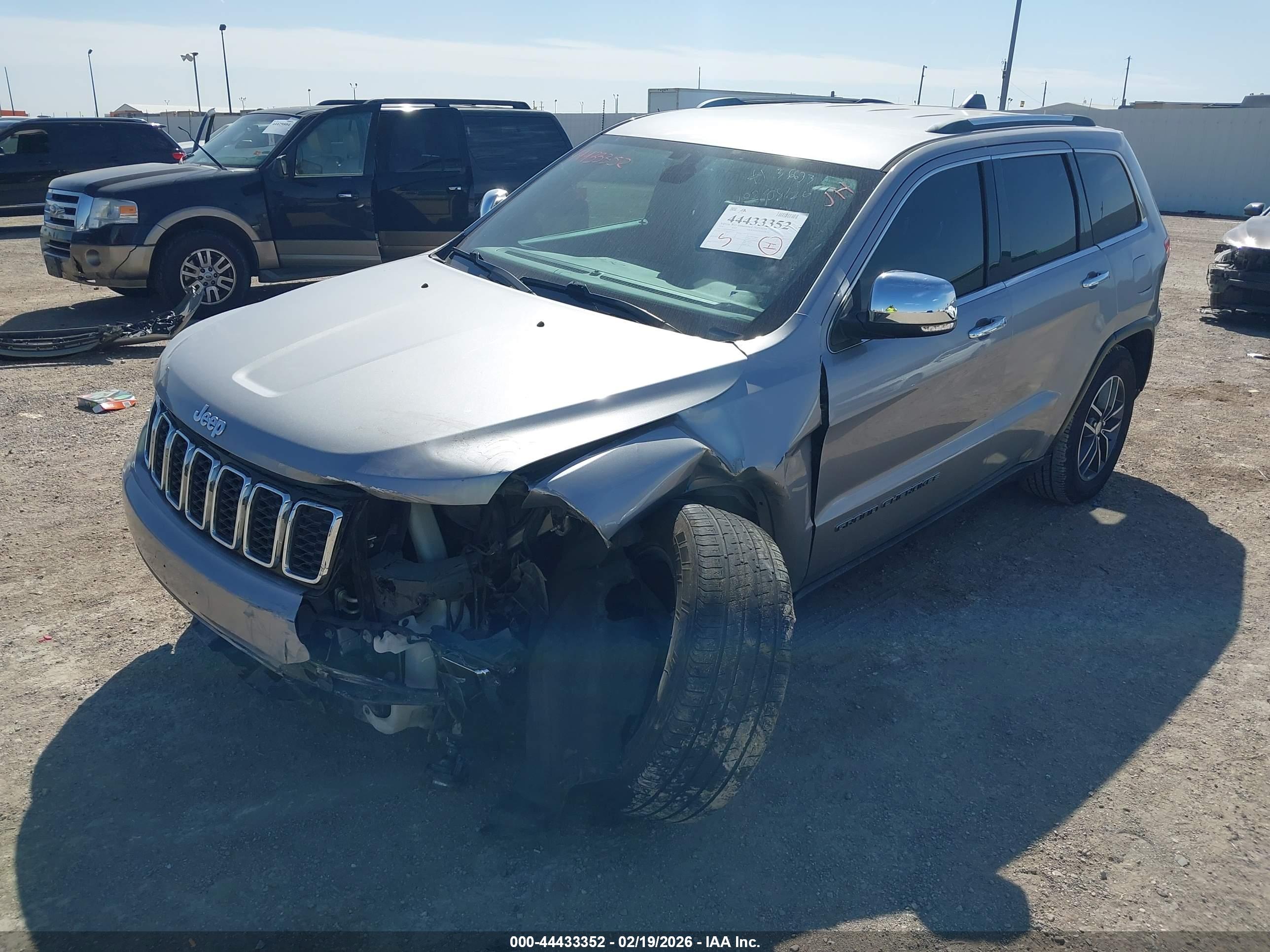 JEEP GRAND image 2