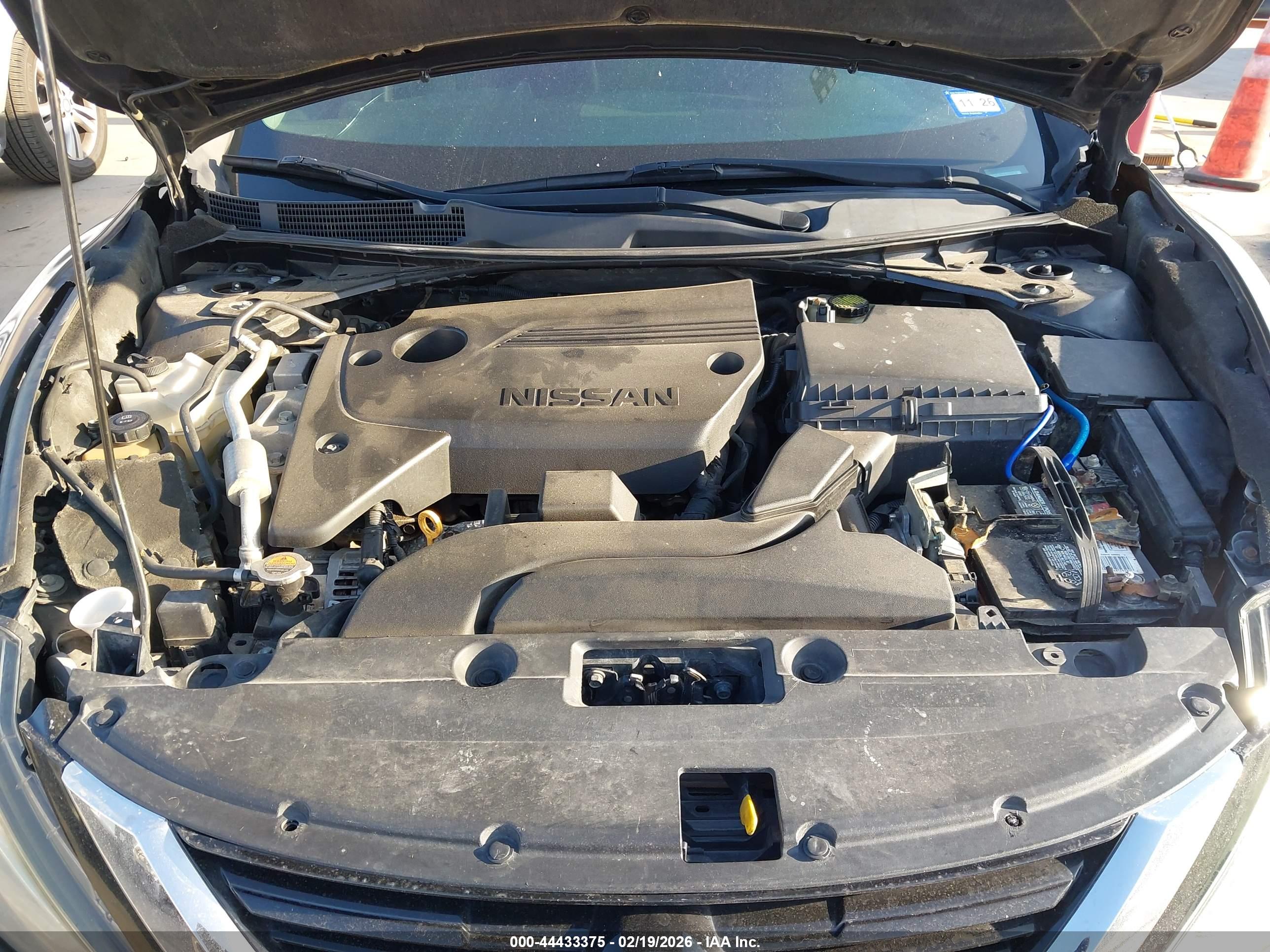 NISSAN ALTIMA image 10