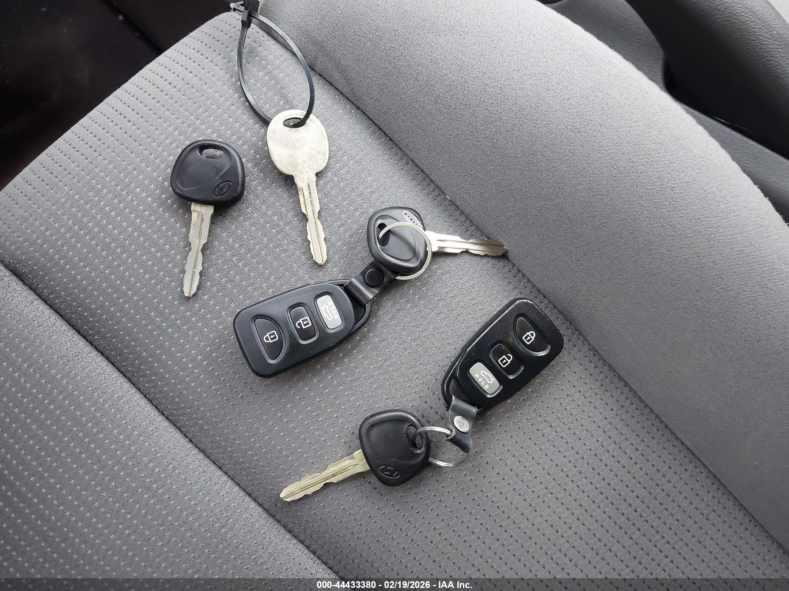 HYUNDAI SONATA image 11