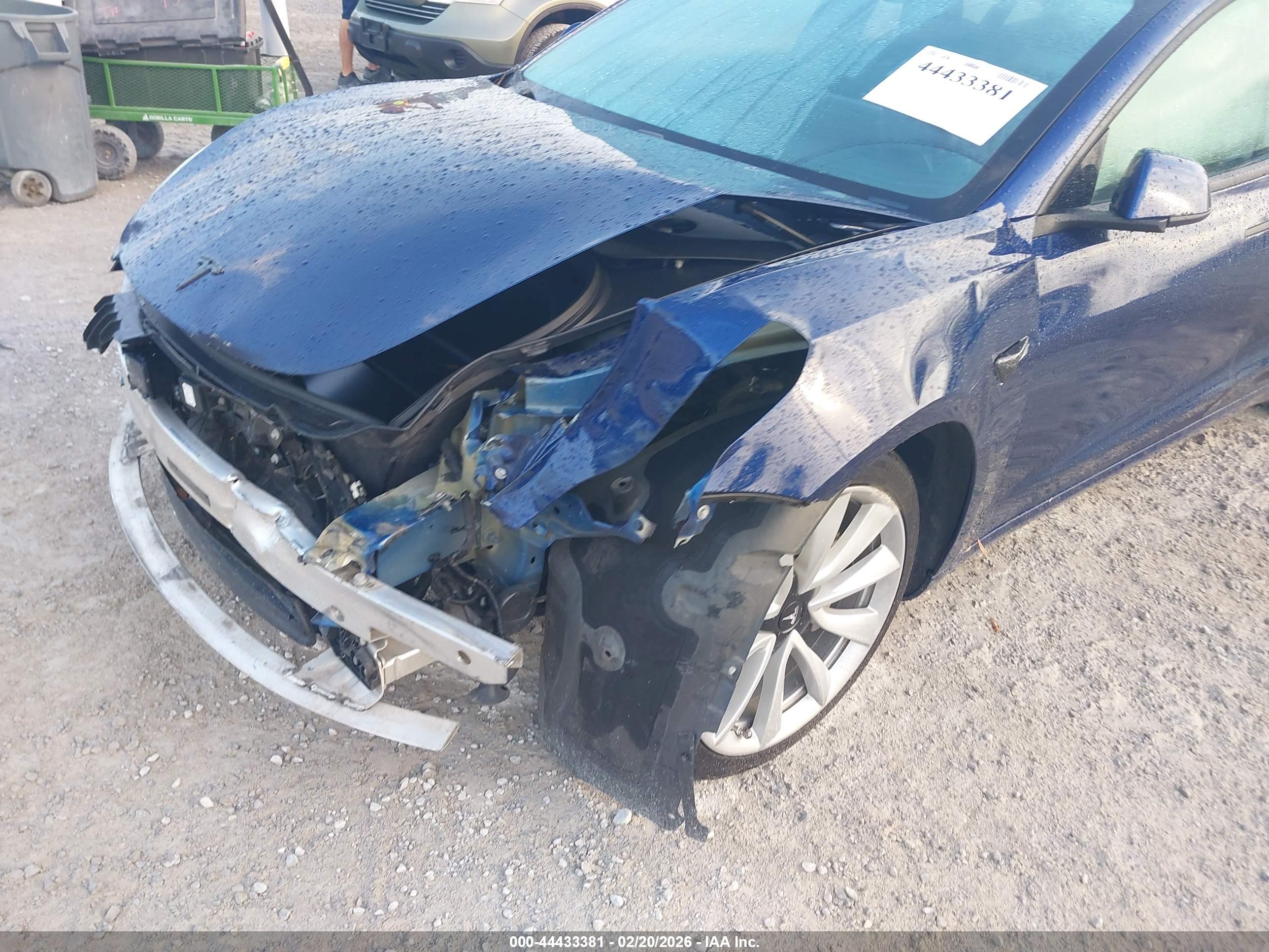 TESLA MODEL image 6