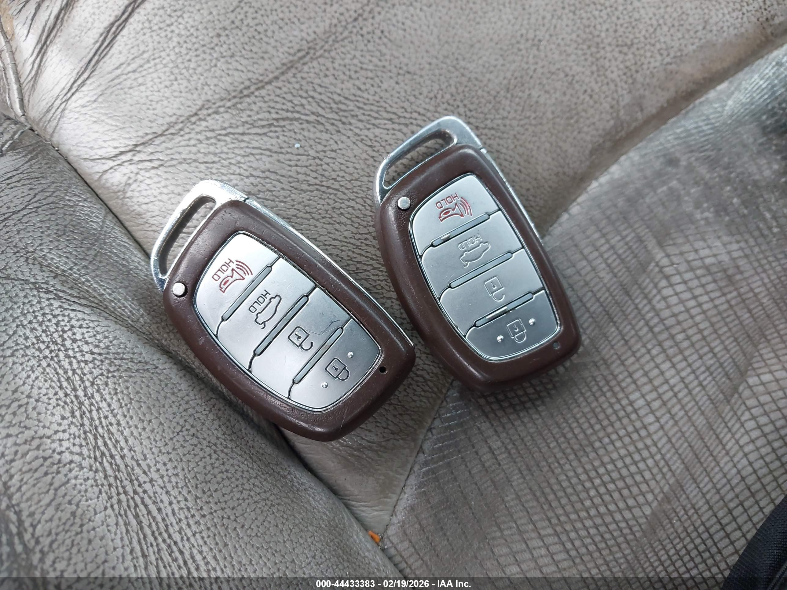 HYUNDAI SONATA image 11