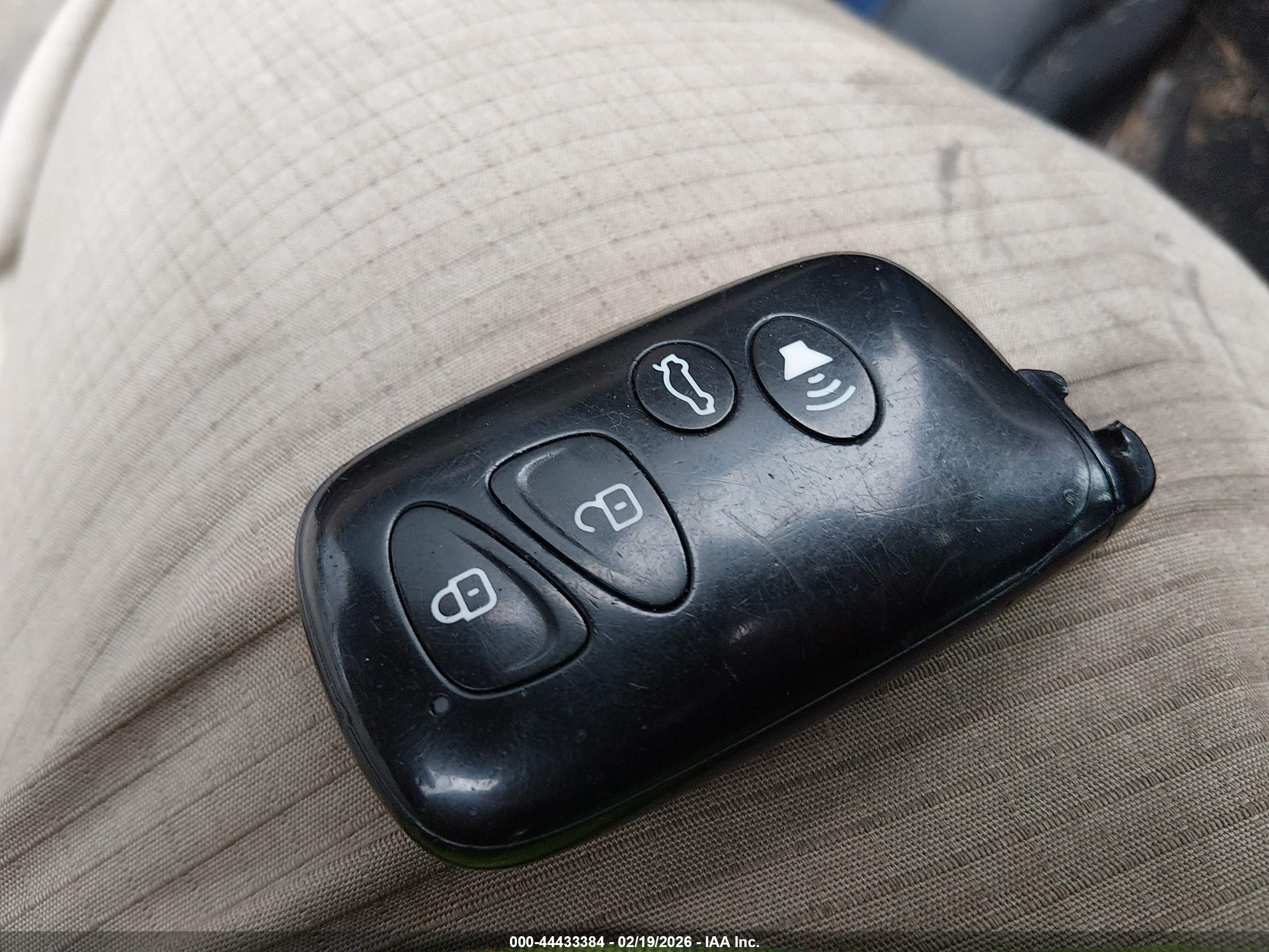 SUBARU LEGACY image 11