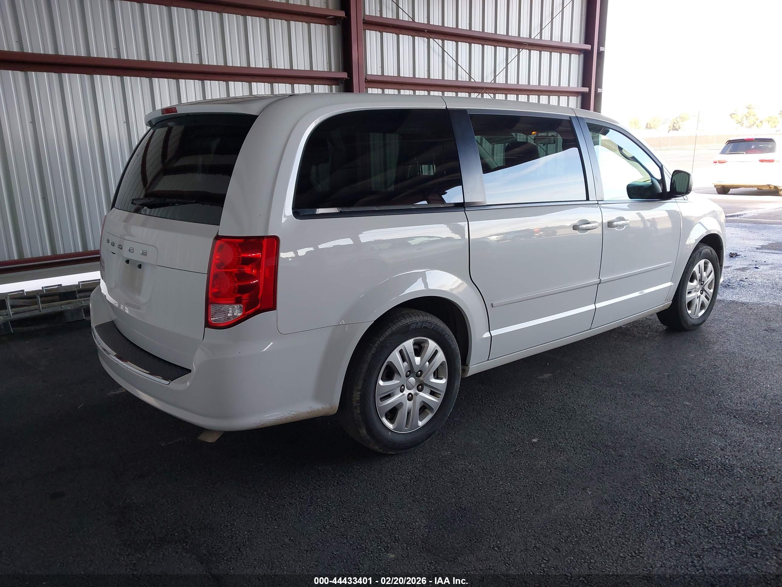 DODGE GRAND image 4