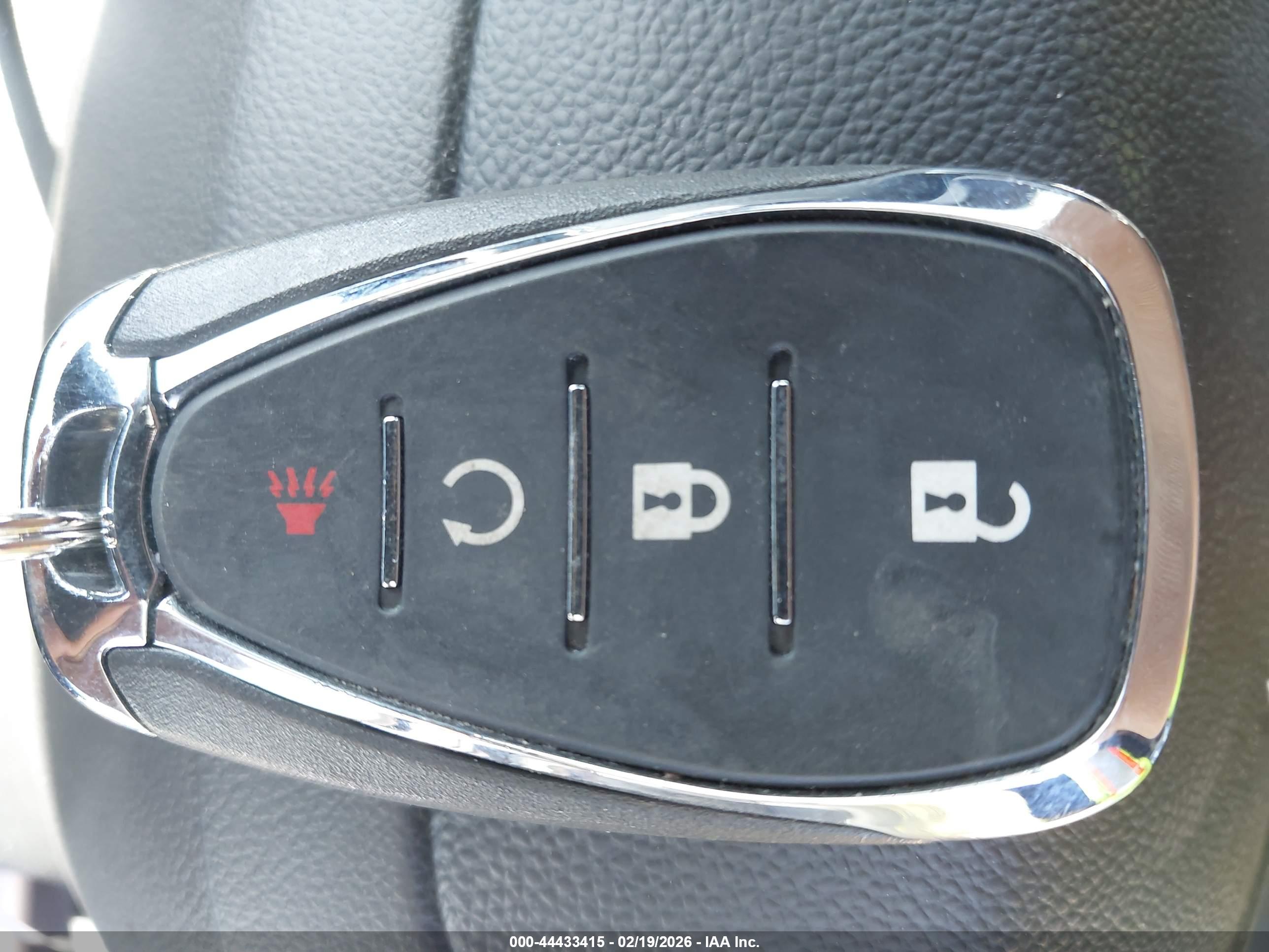 CHEVROLET TRAX image 11