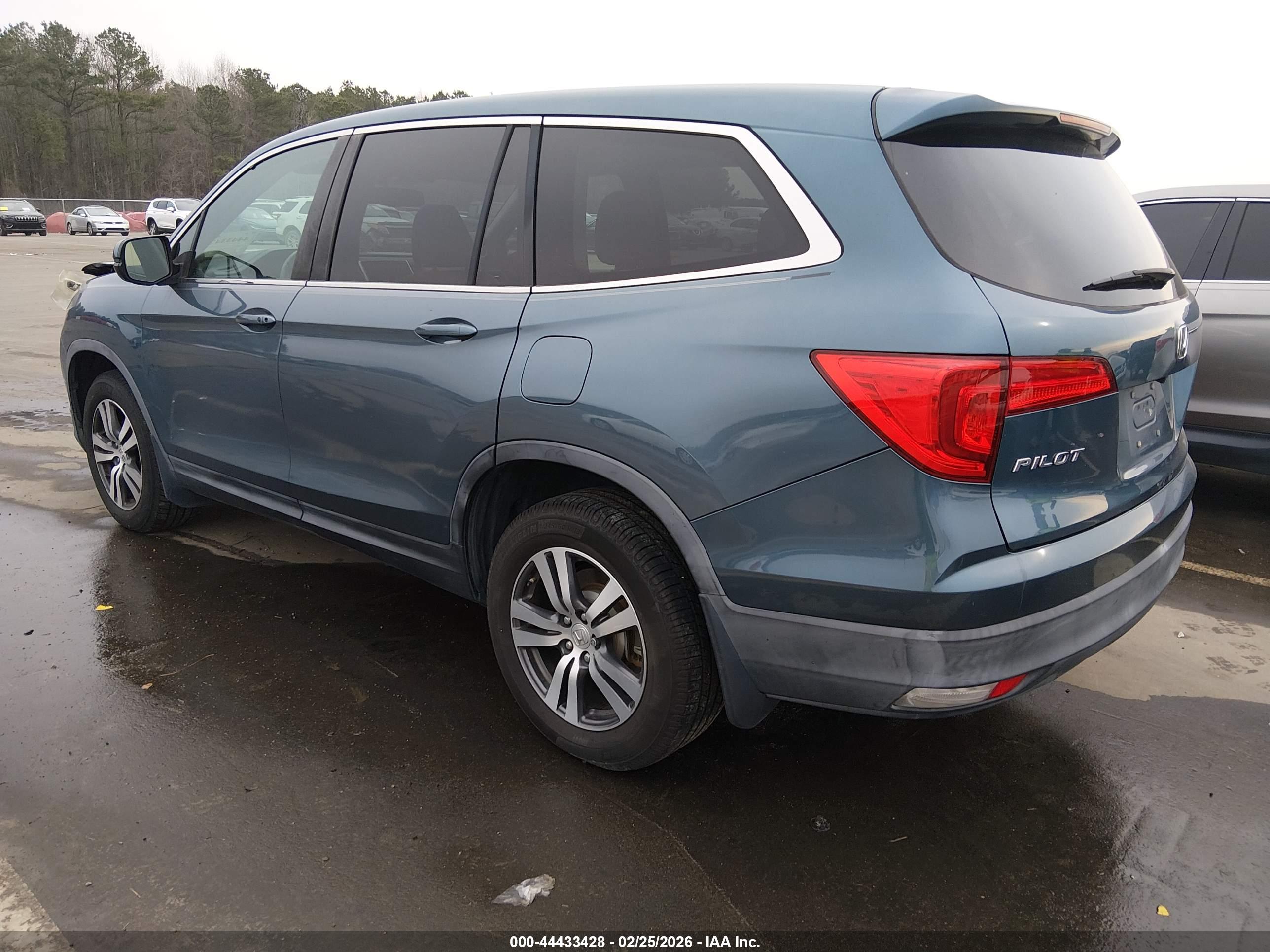 HONDA PILOT image 3