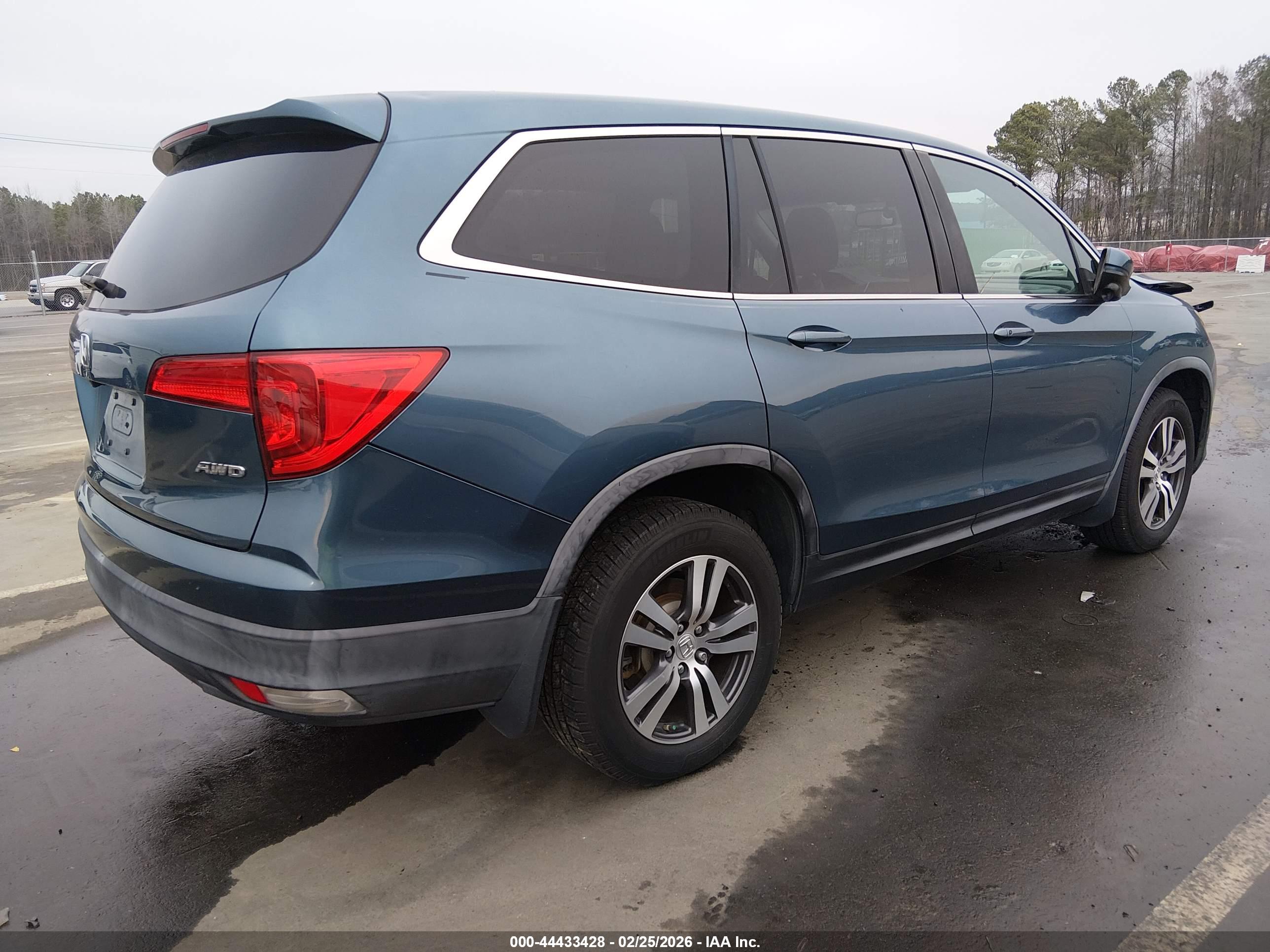 HONDA PILOT image 4