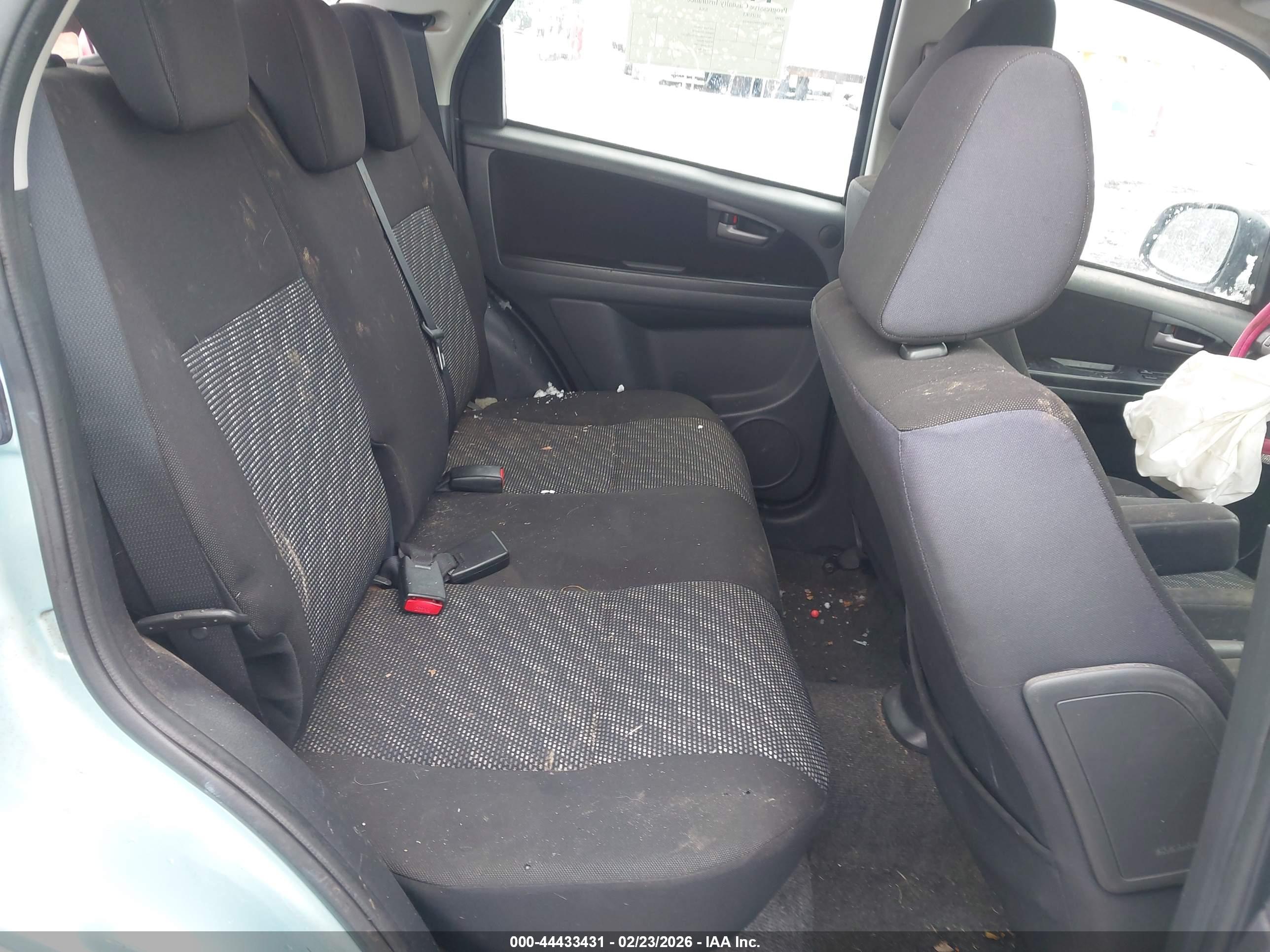 SUZUKI SX4 image 8