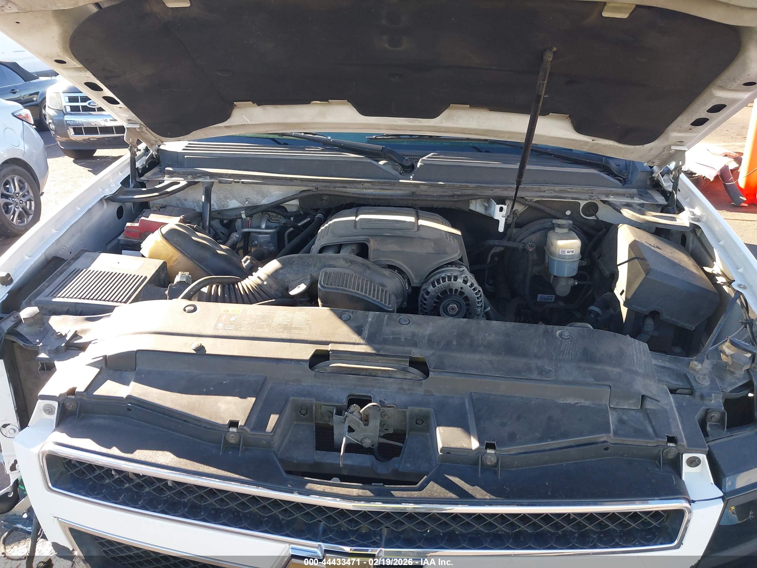 CHEVROLET TAHOE image 10