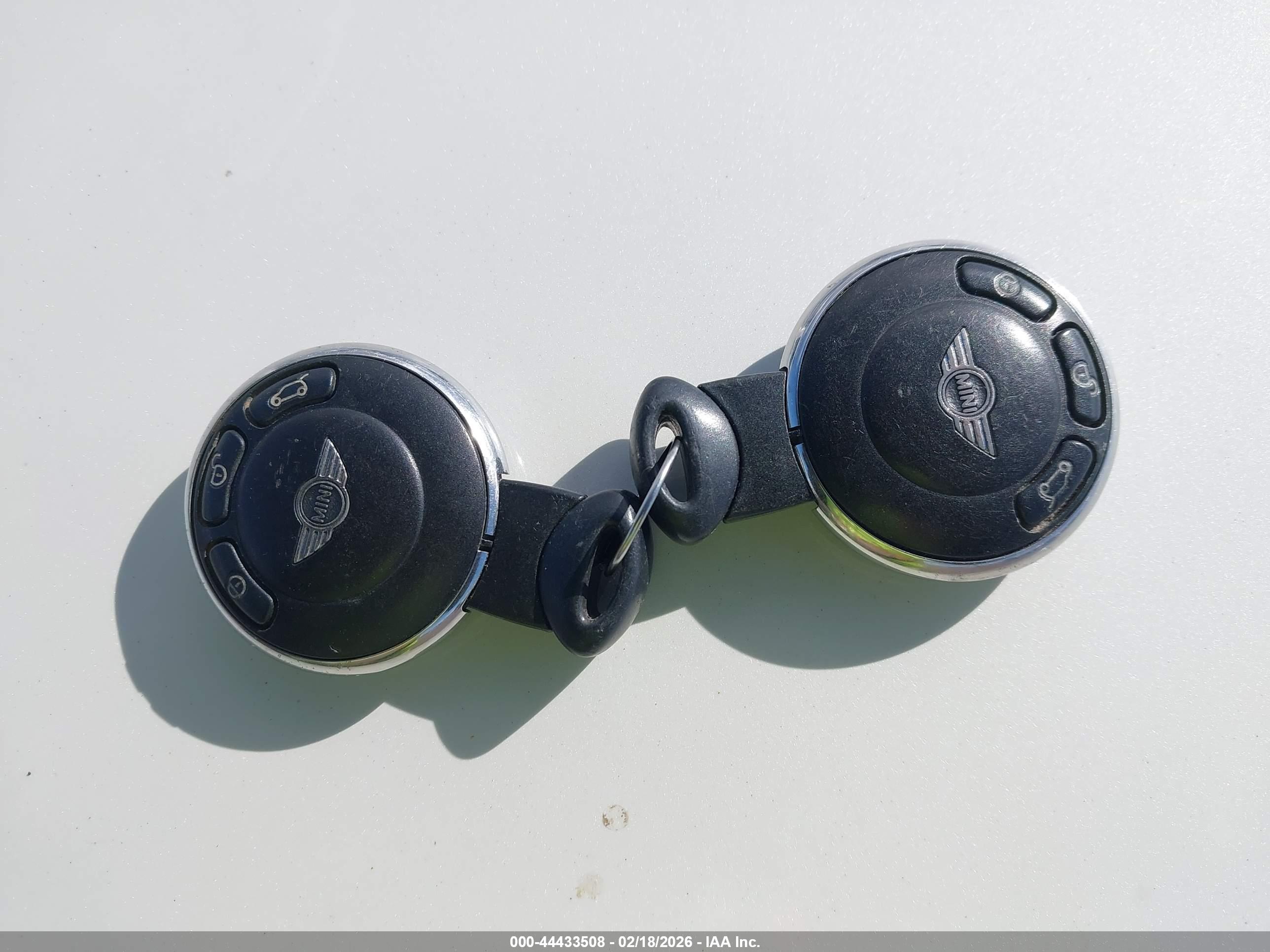 MINI COUNTRYMAN image 11