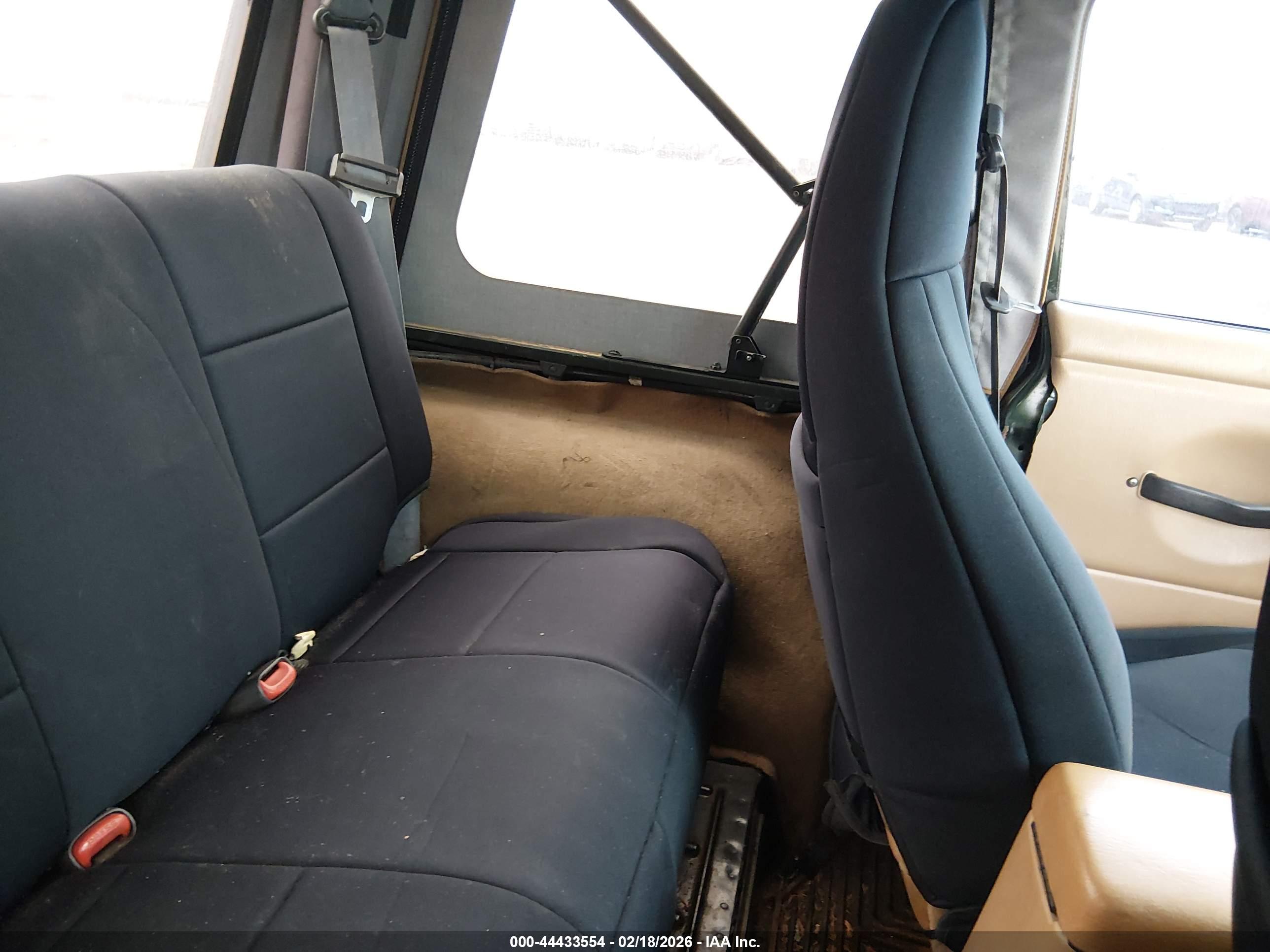 JEEP WRANGLER image 8