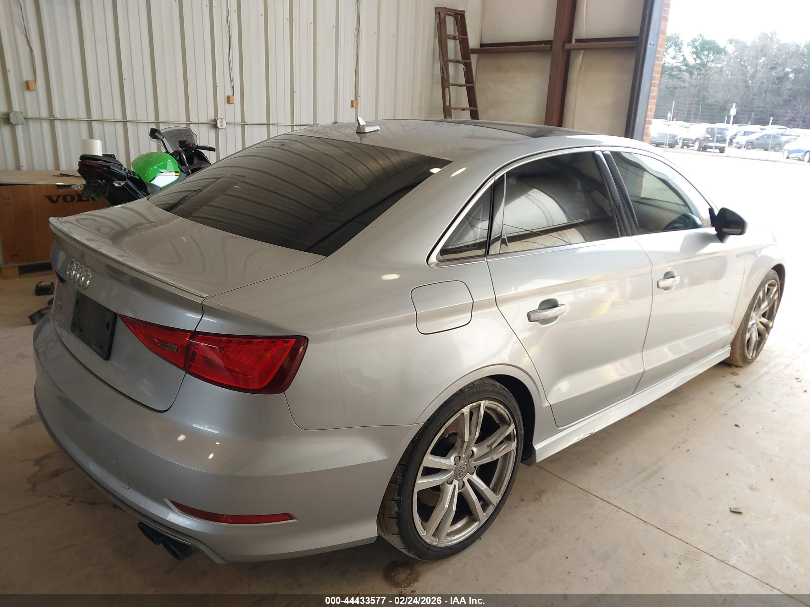 AUDI S3 image 4