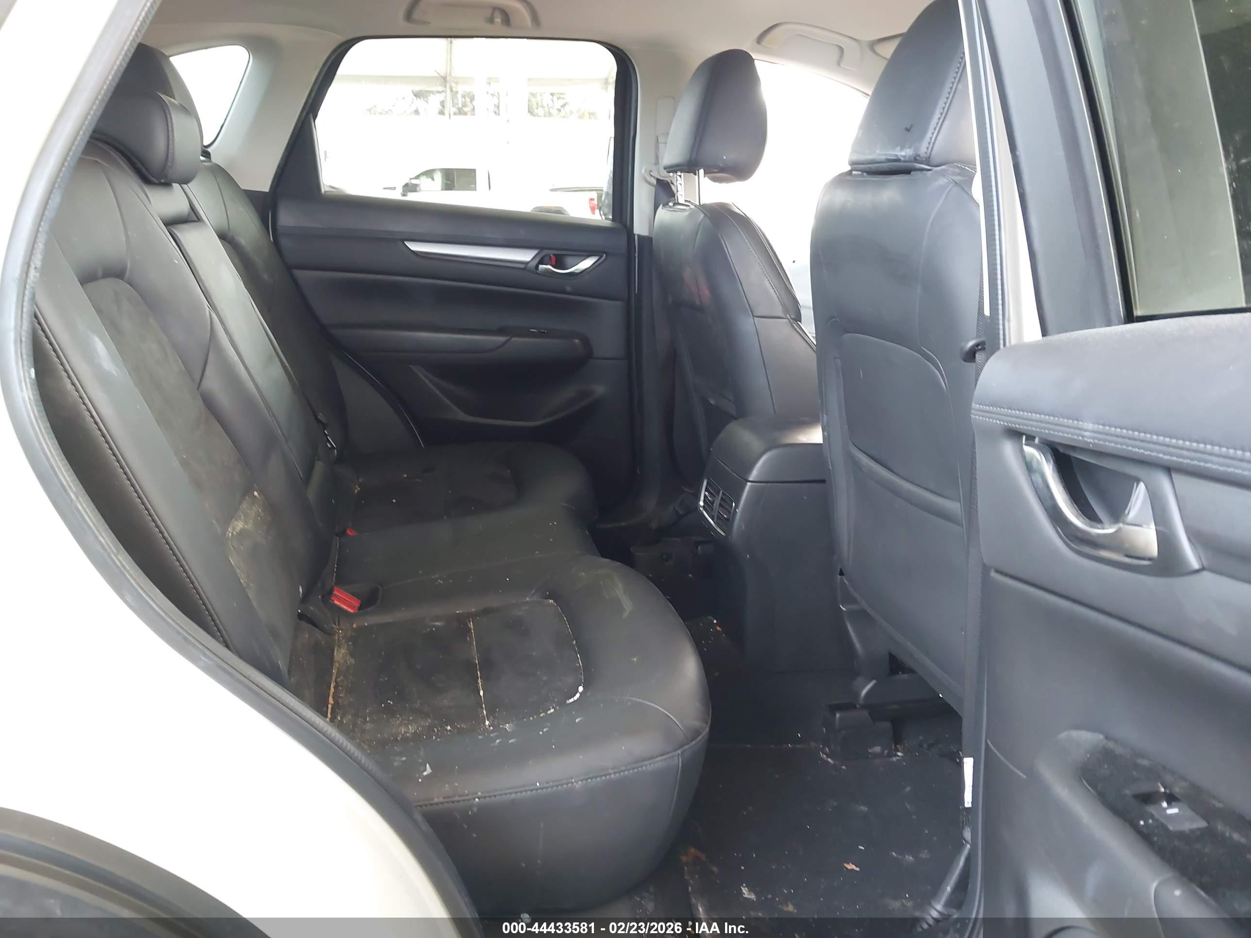 MAZDA CX-5 image 8