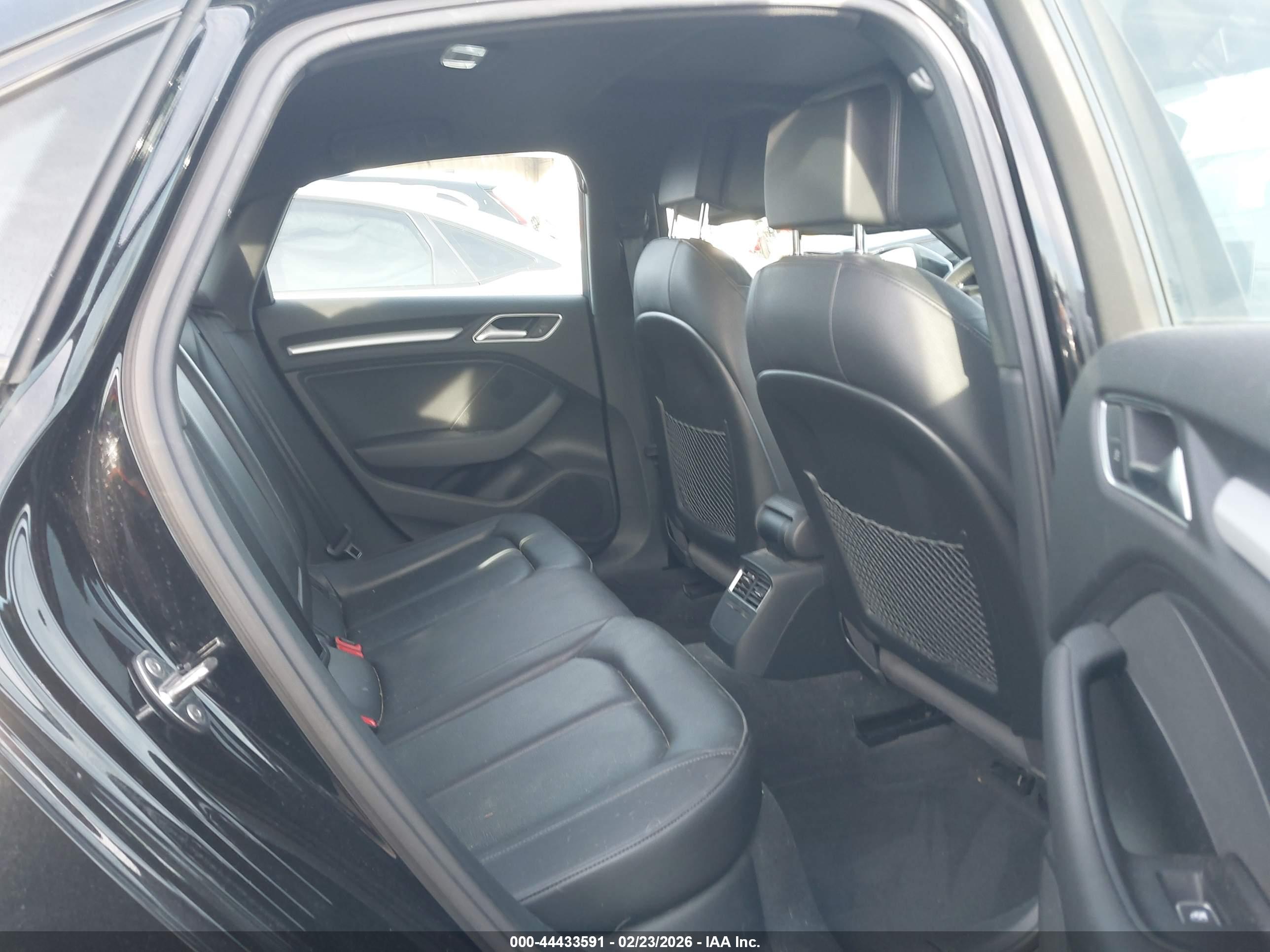 AUDI A3 image 8