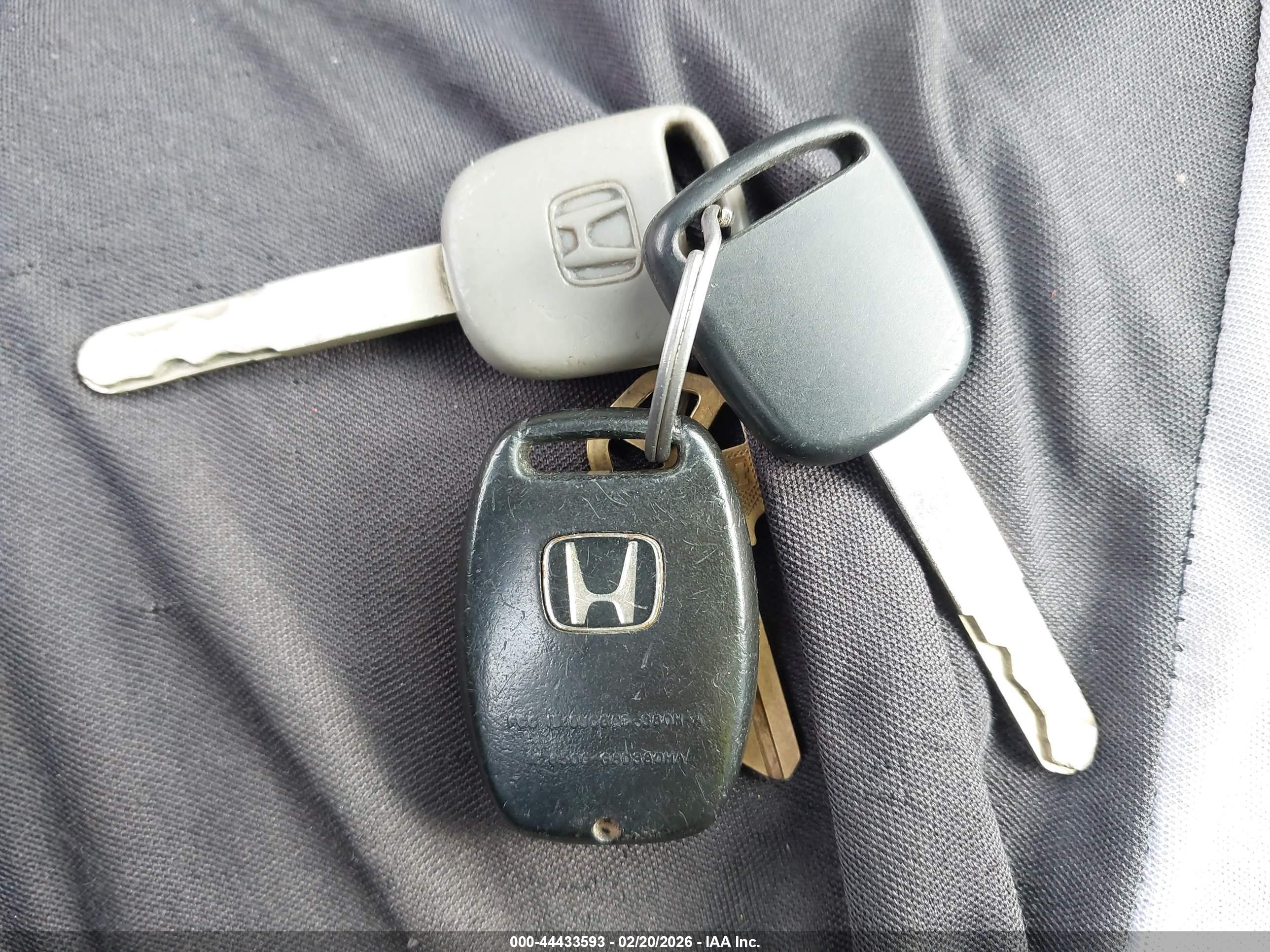 HONDA ACCORD image 11