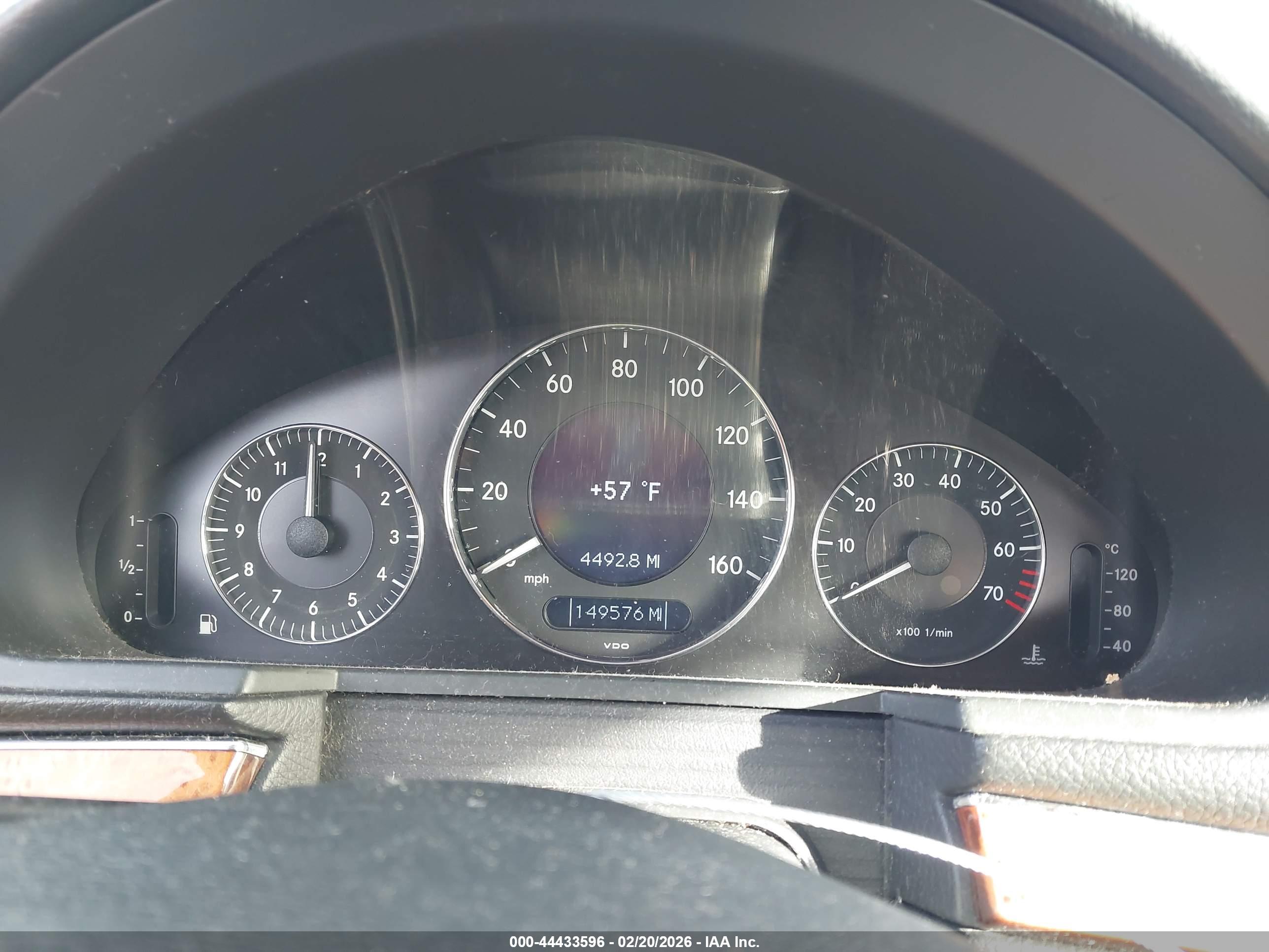MERCEDES-BENZ E image 7