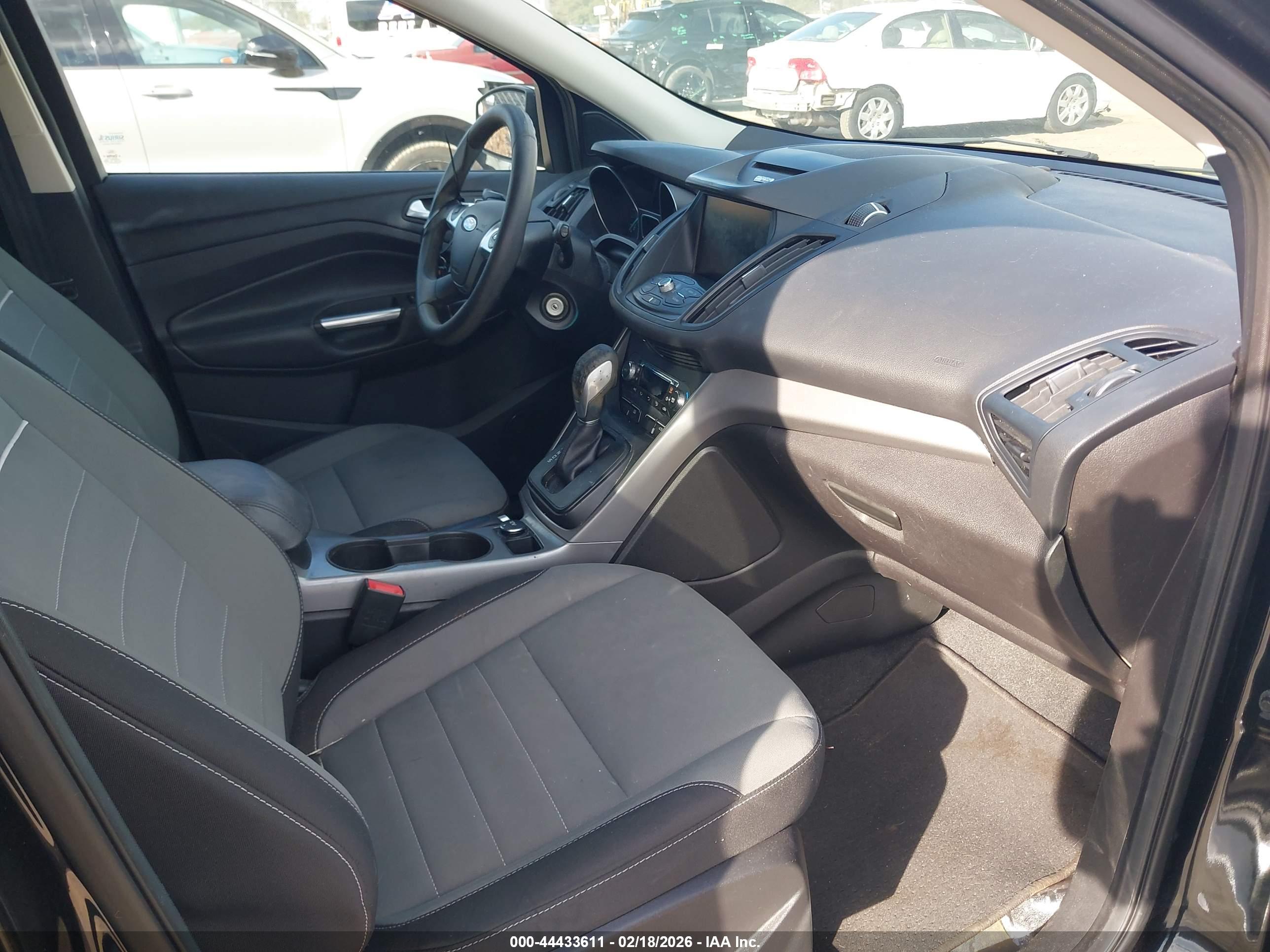 FORD ESCAPE image 5