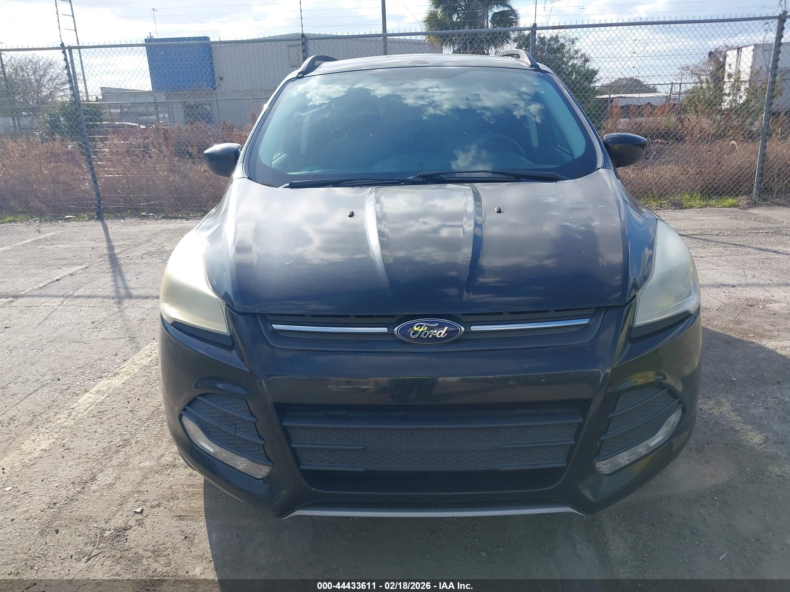 FORD ESCAPE image 6