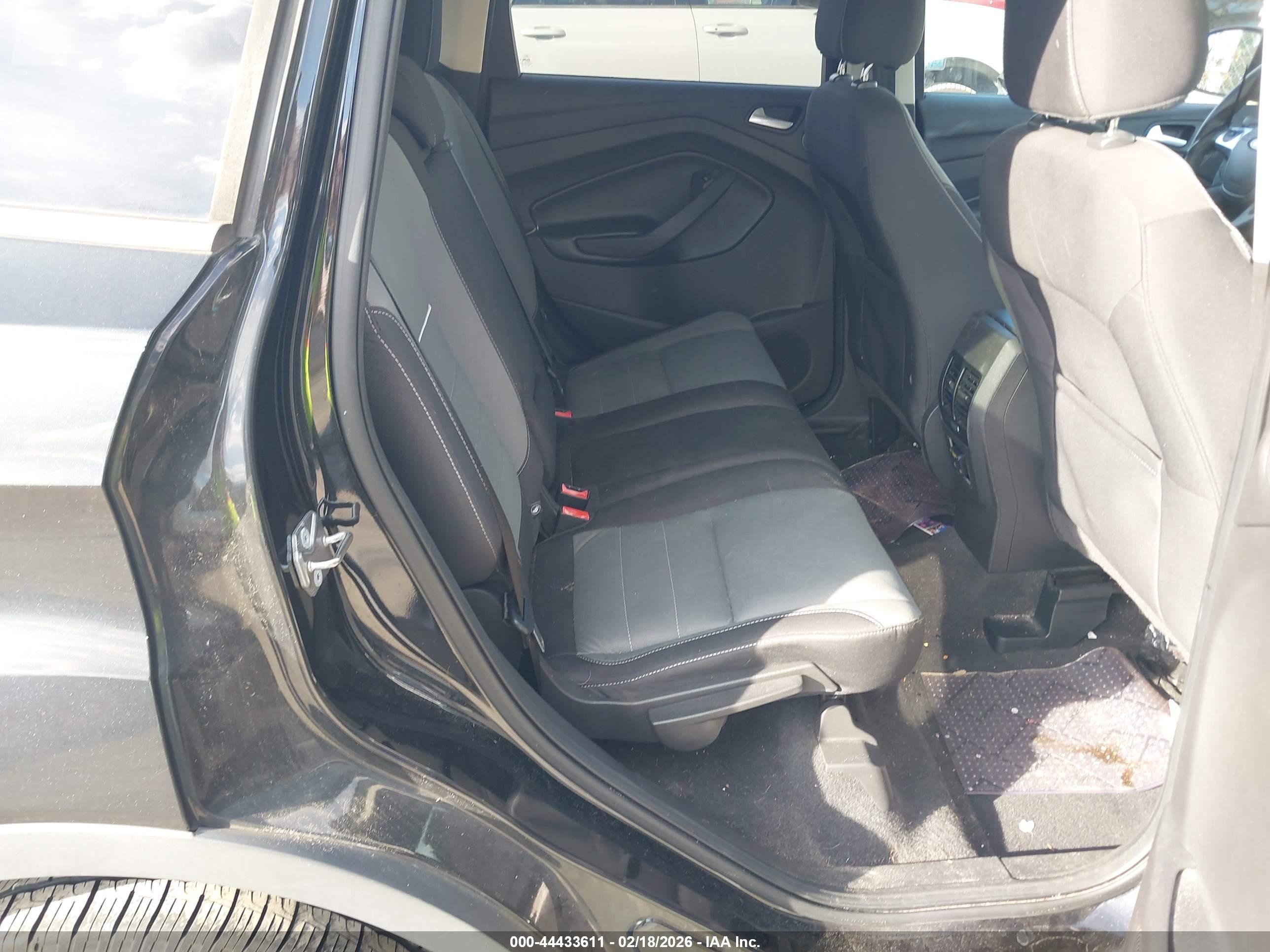 FORD ESCAPE image 8