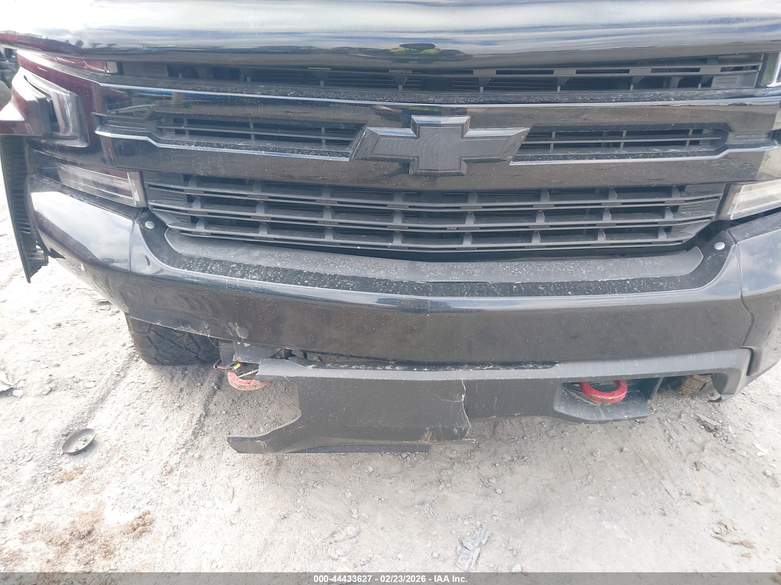 CHEVROLET SILVERADO image 6