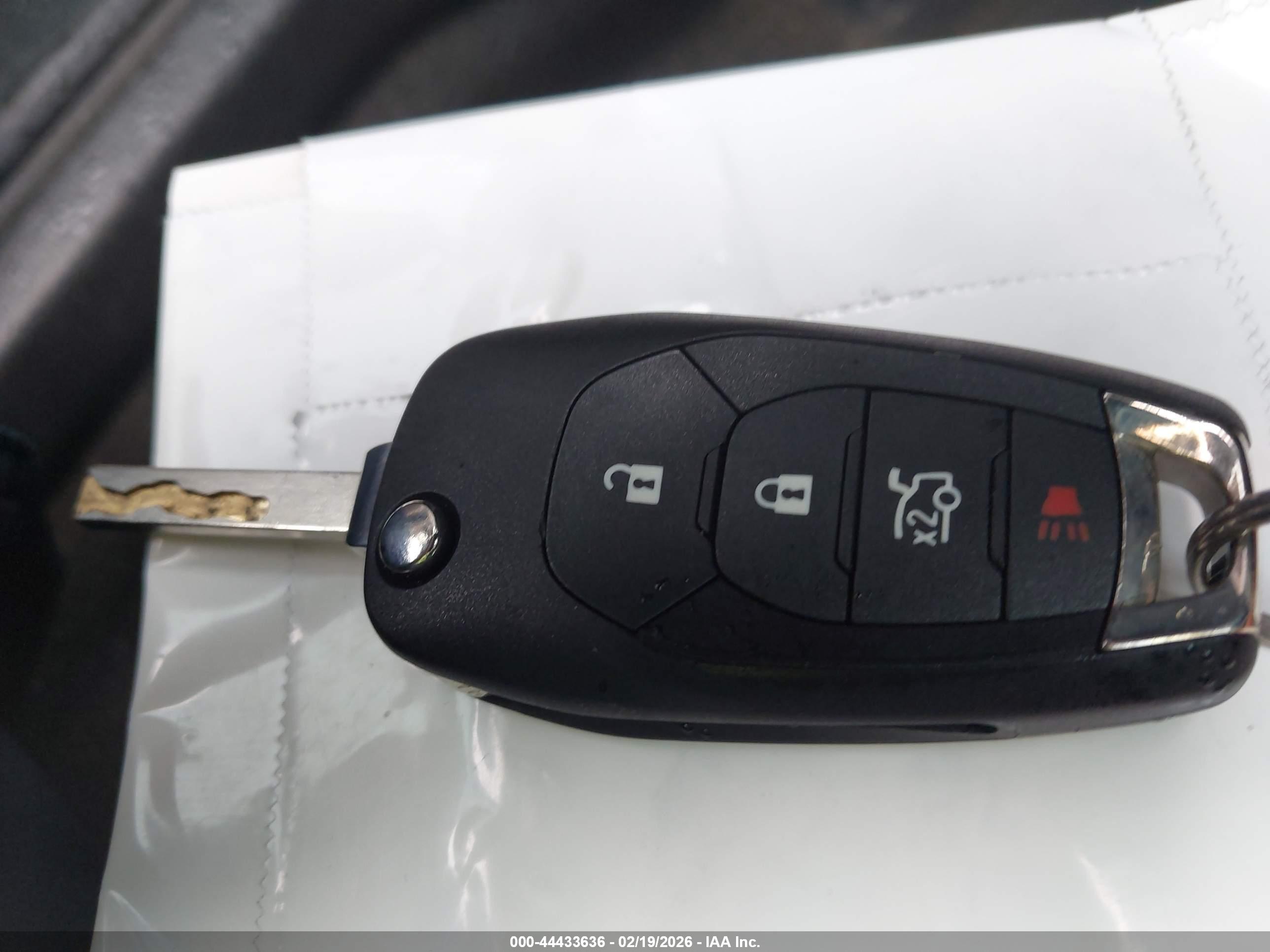 CHEVROLET CRUZE image 11