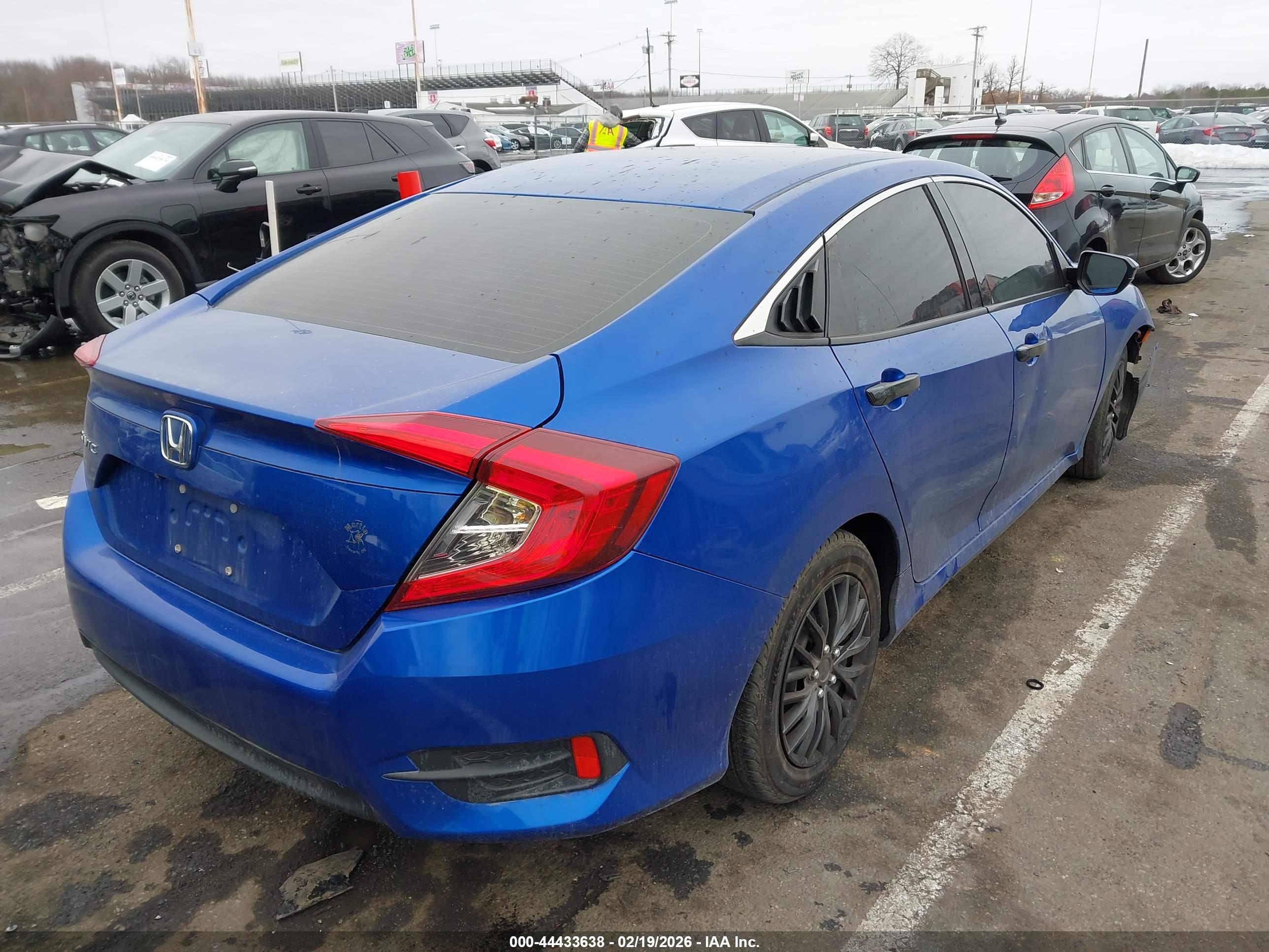 HONDA CIVIC image 4