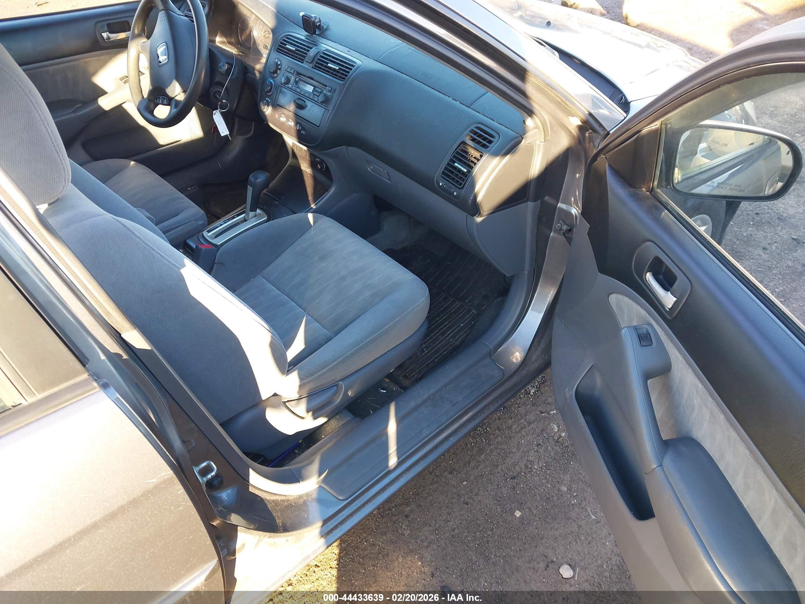 HONDA CIVIC image 5