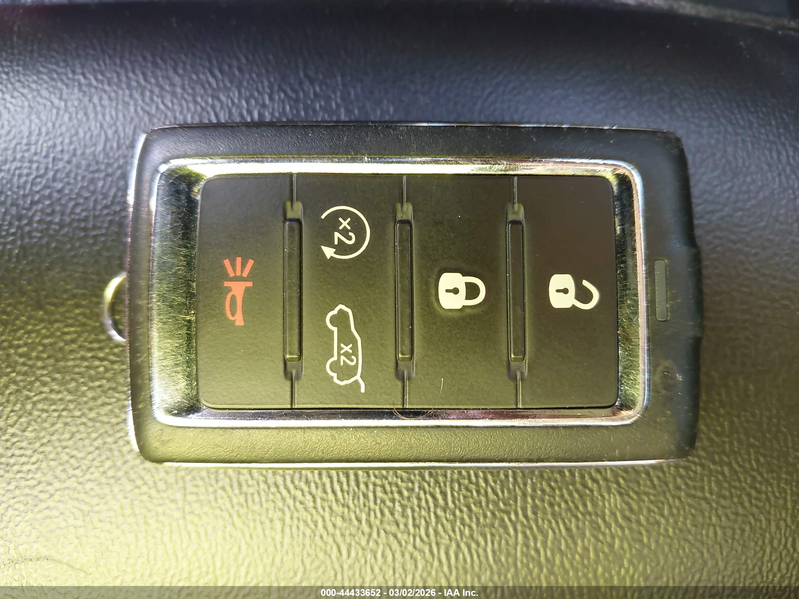 JEEP GRAND image 11