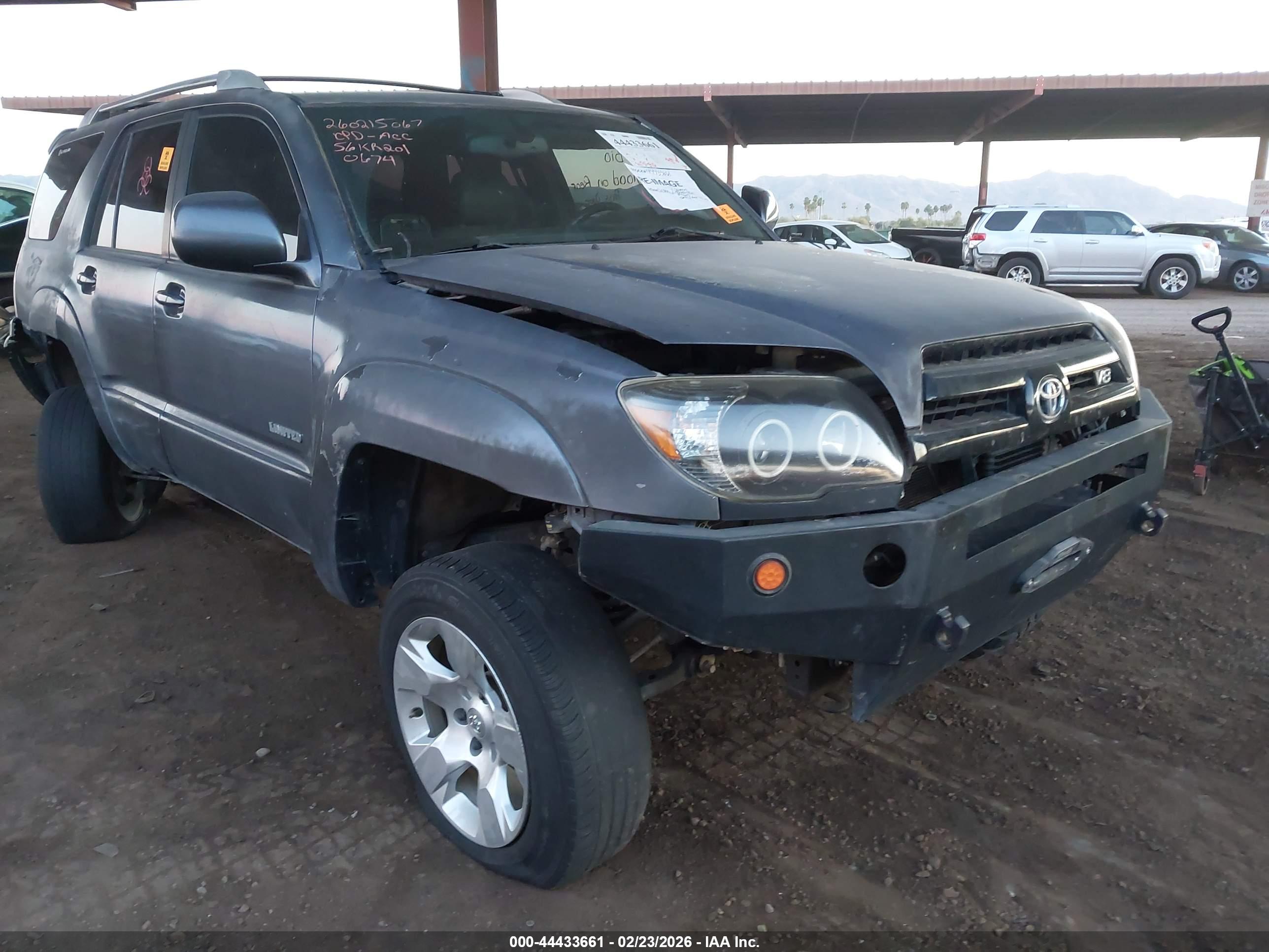 TOYOTA 4RUNNER image 6