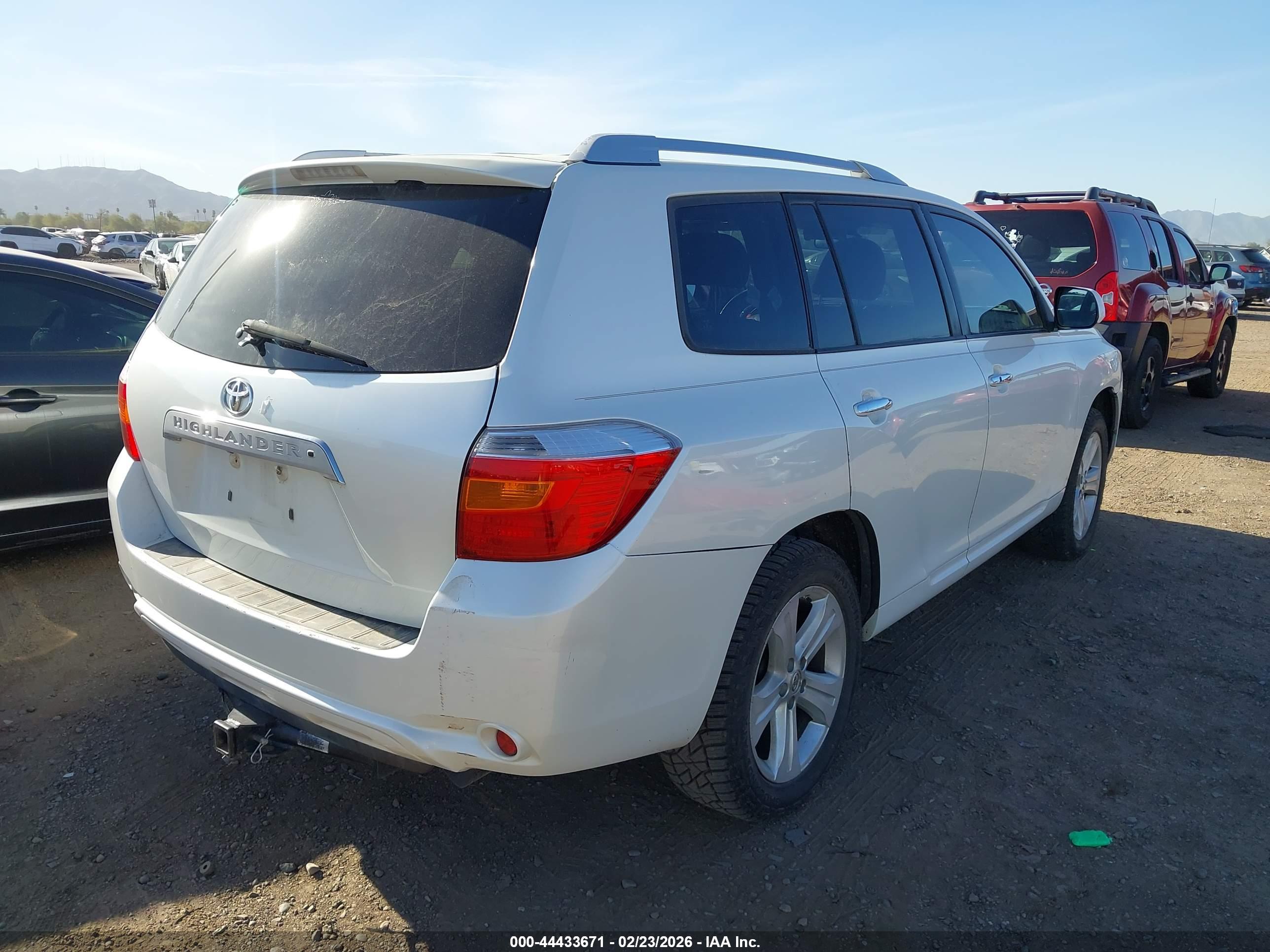 TOYOTA HIGHLANDER image 4