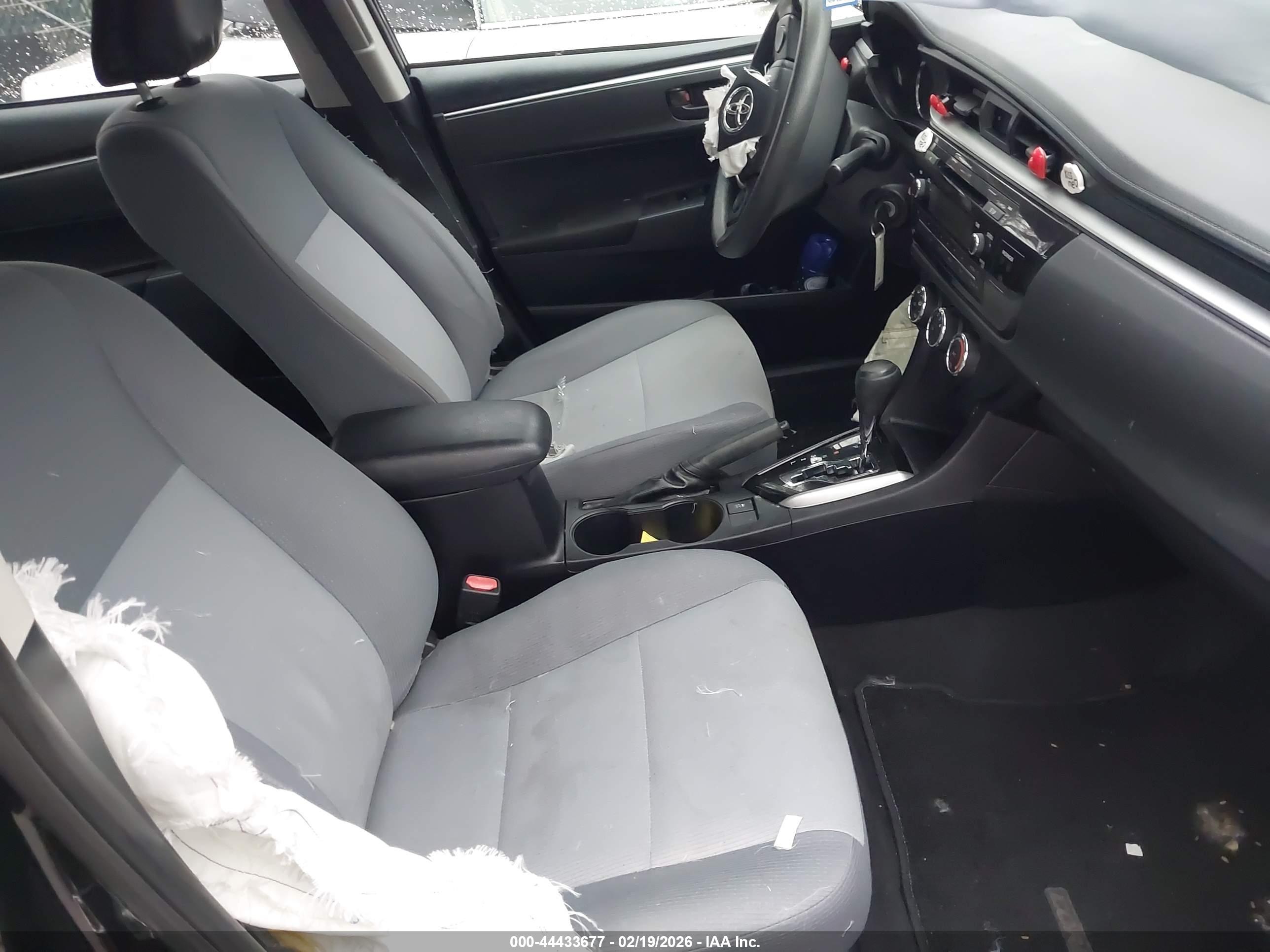 TOYOTA COROLLA image 5