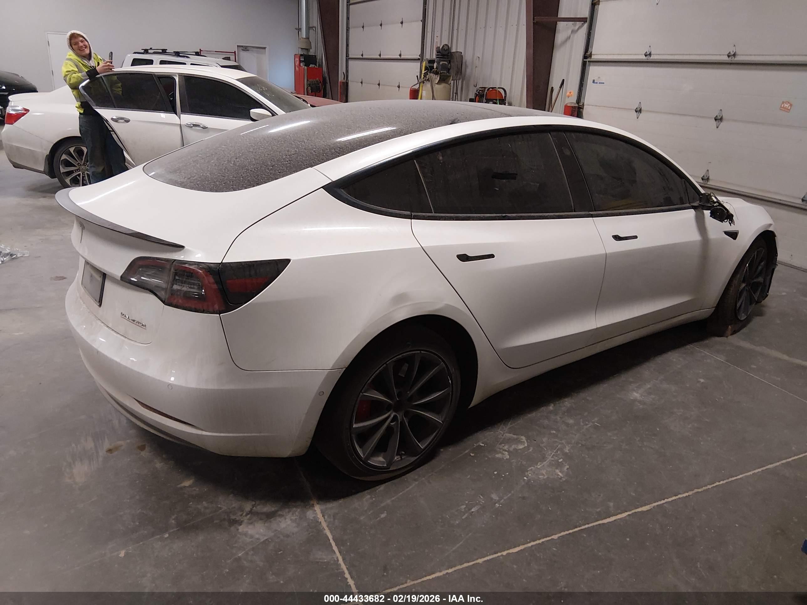 TESLA MODEL image 4