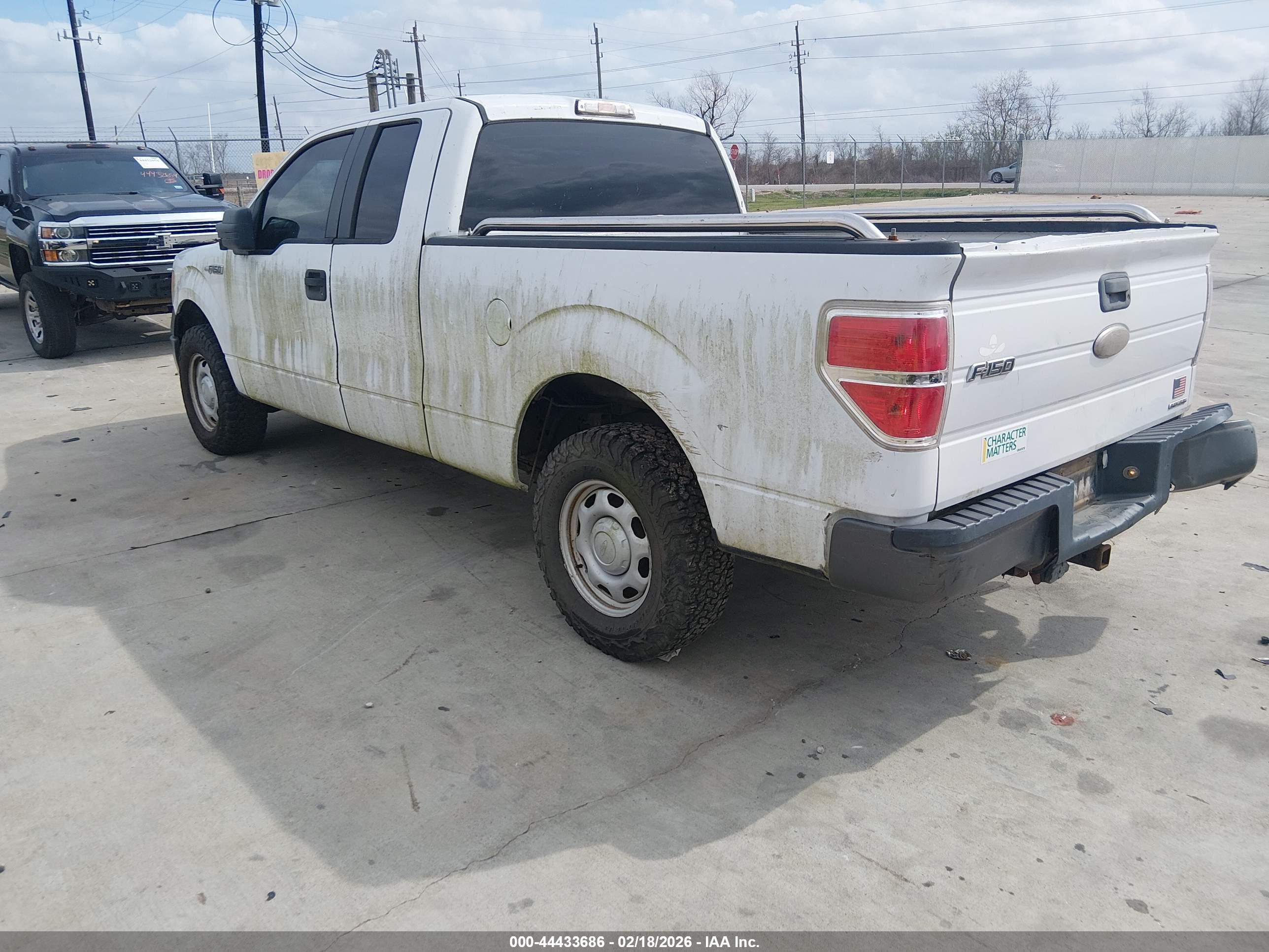 FORD F-150 image 3