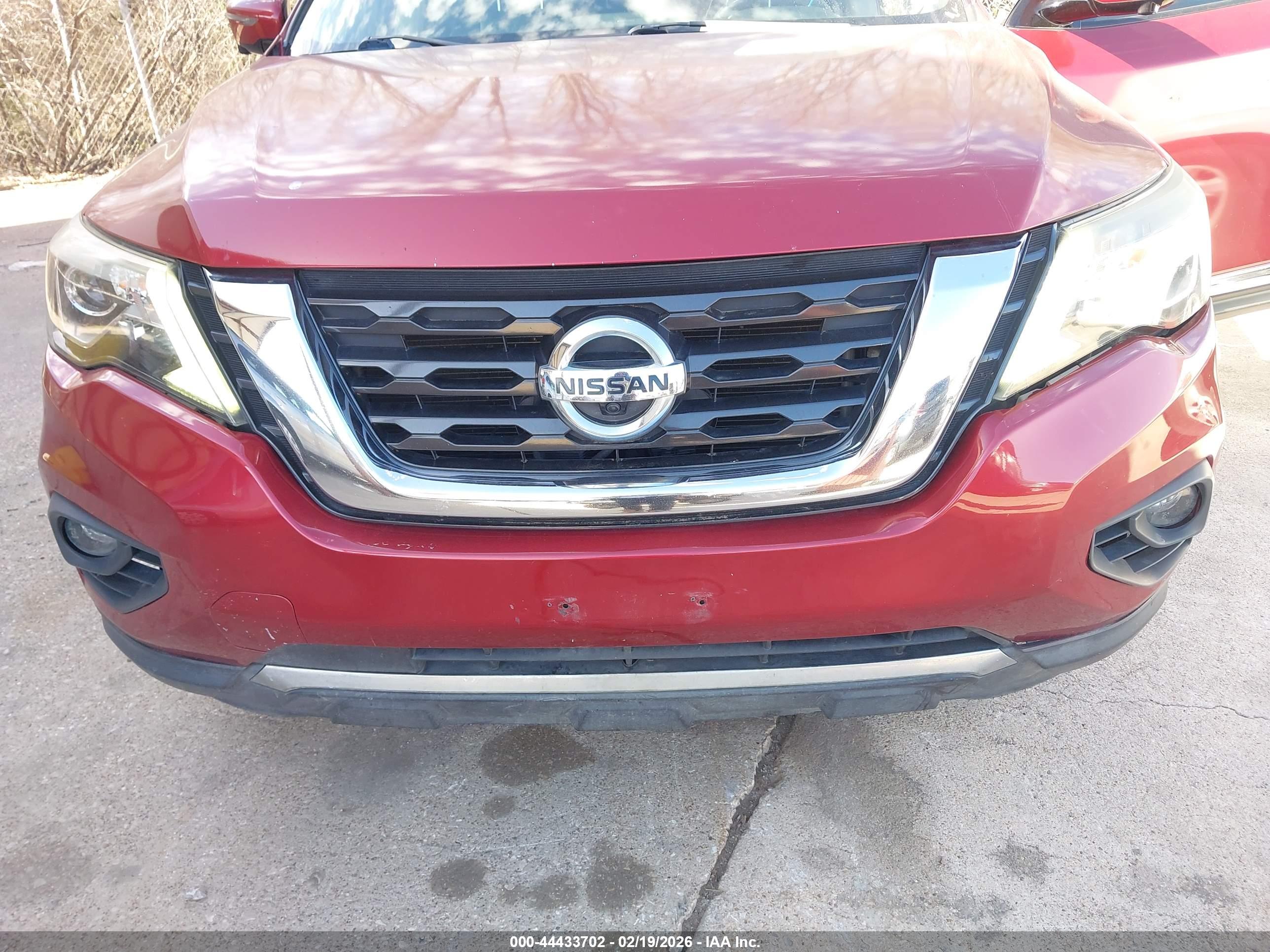 NISSAN PATHFINDER image 6