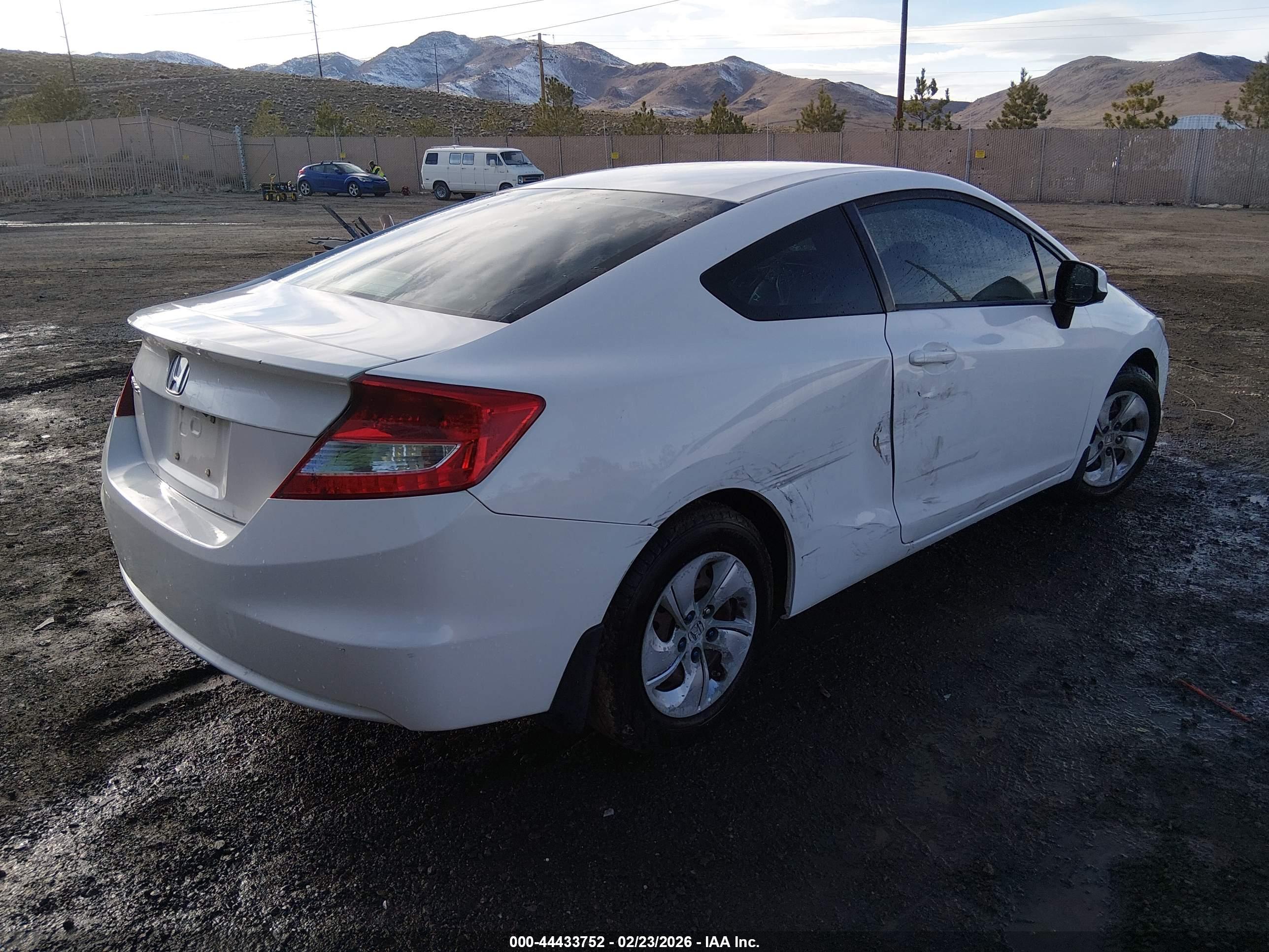 HONDA CIVIC image 4