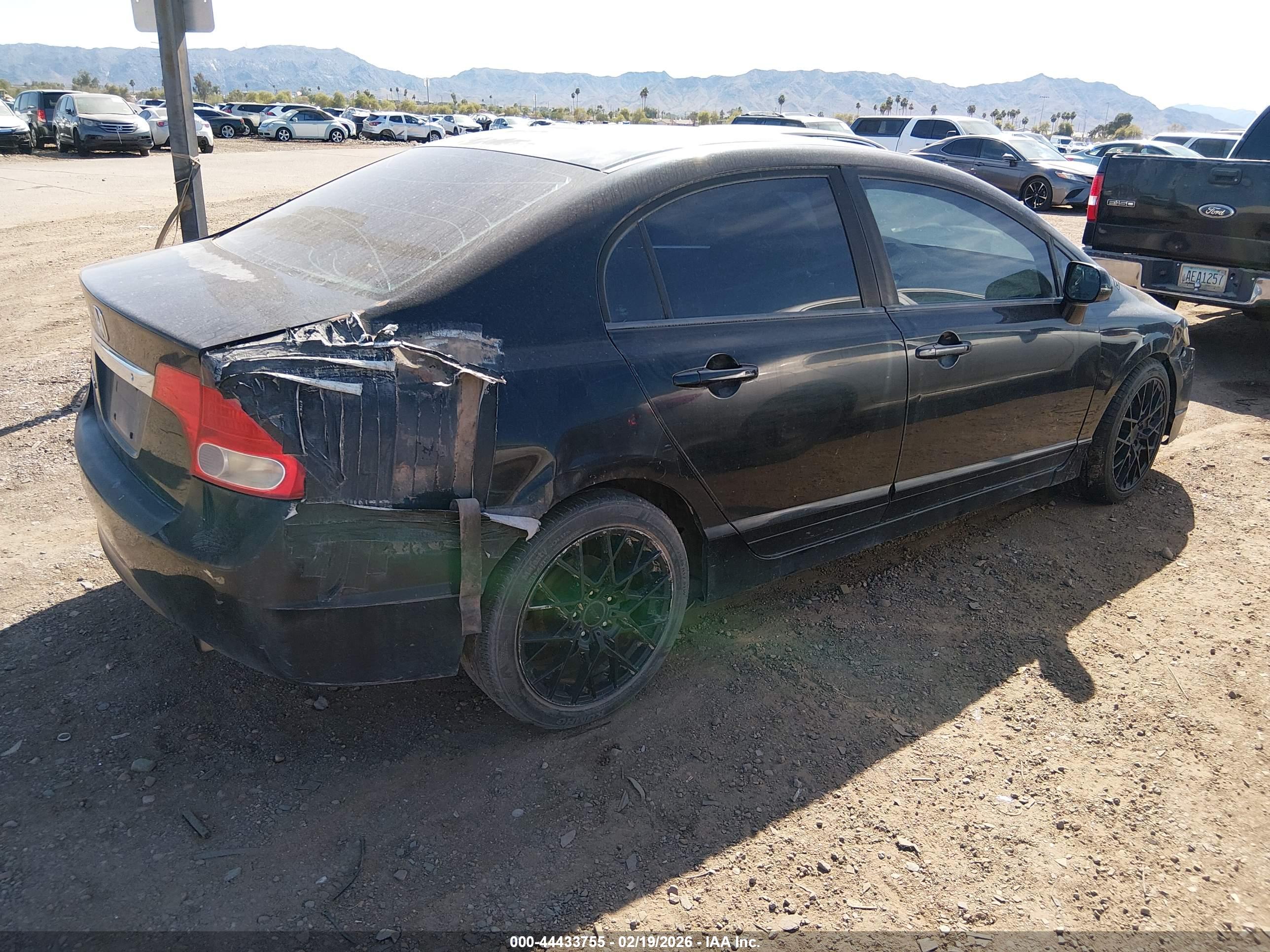 HONDA CIVIC image 4