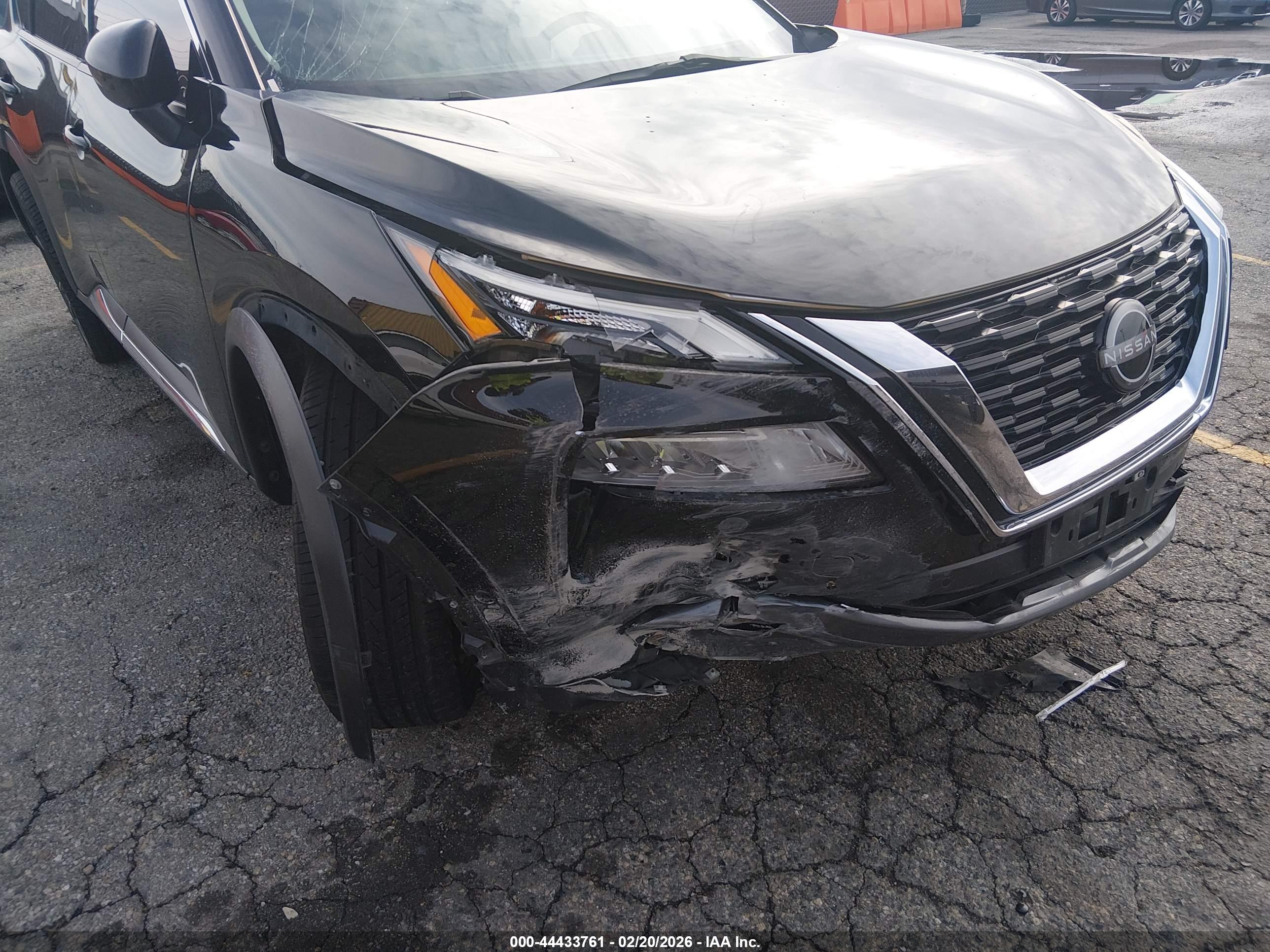 NISSAN ROGUE image 6