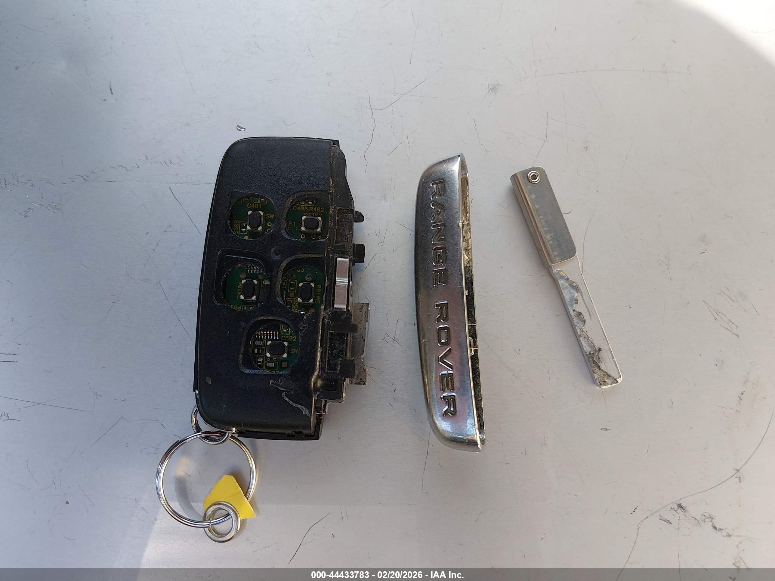 LAND ROVER image 11